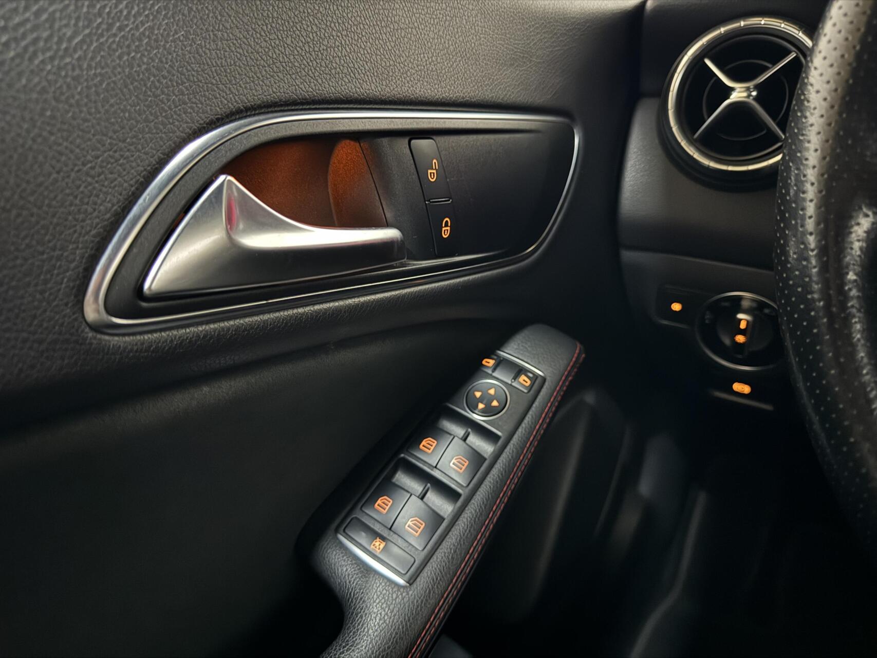 Foto van Mercedes-Benz Cla 180