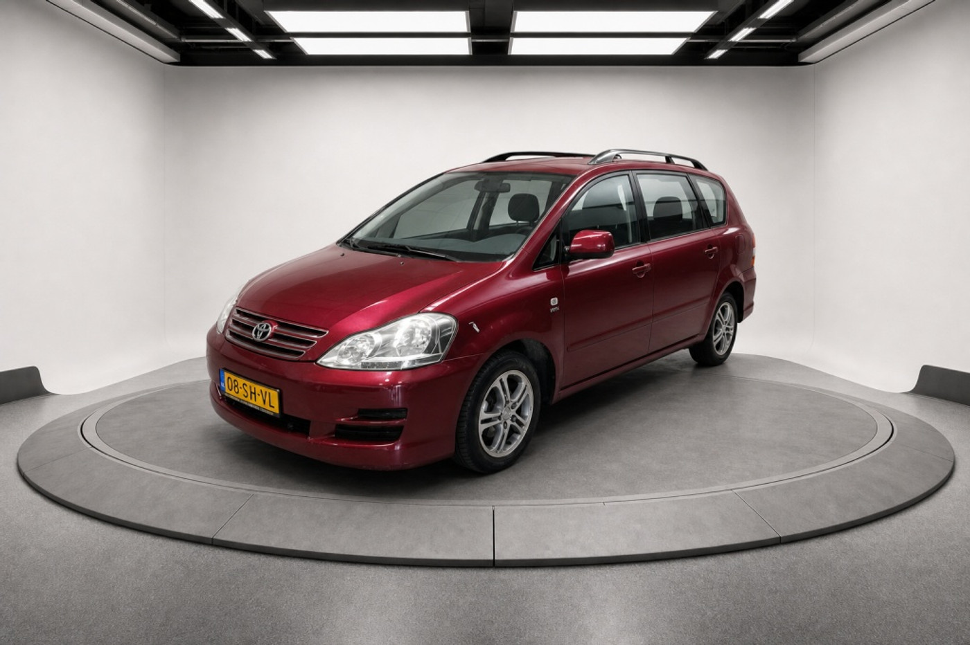 Toyota Toyota Avensis Verso 2.0i Linea Luna 7p. 2006 - voorkant