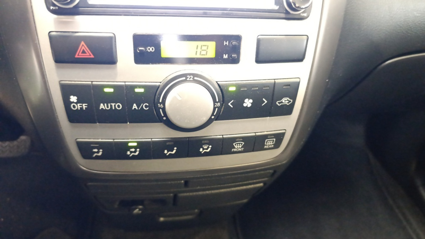Foto van Toyota Toyota Avensis Verso