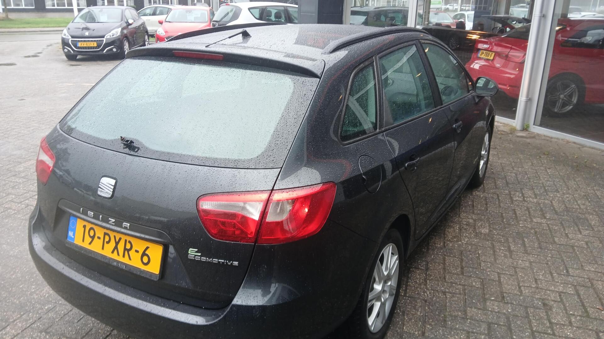 Foto van Seat Ibiza ST
