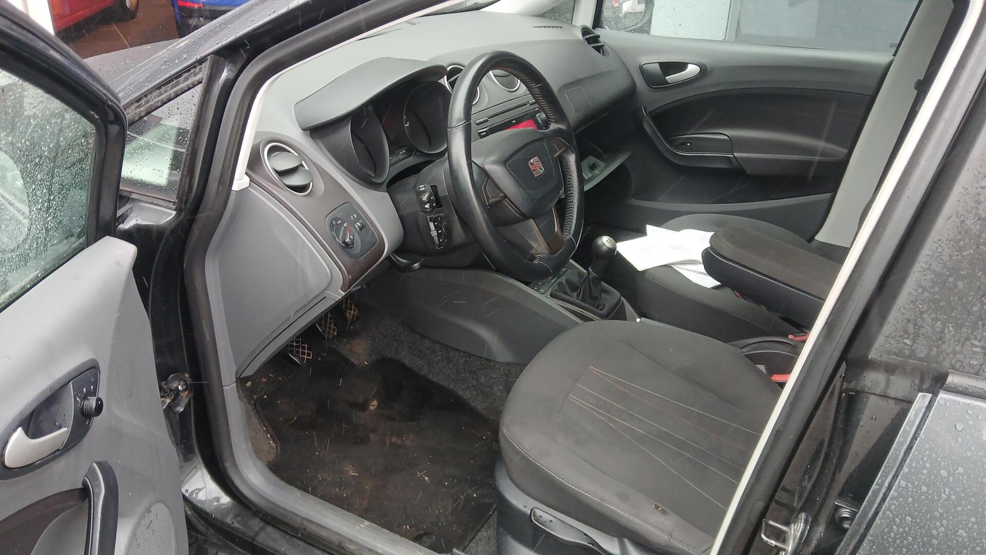 Foto van Seat Ibiza ST
