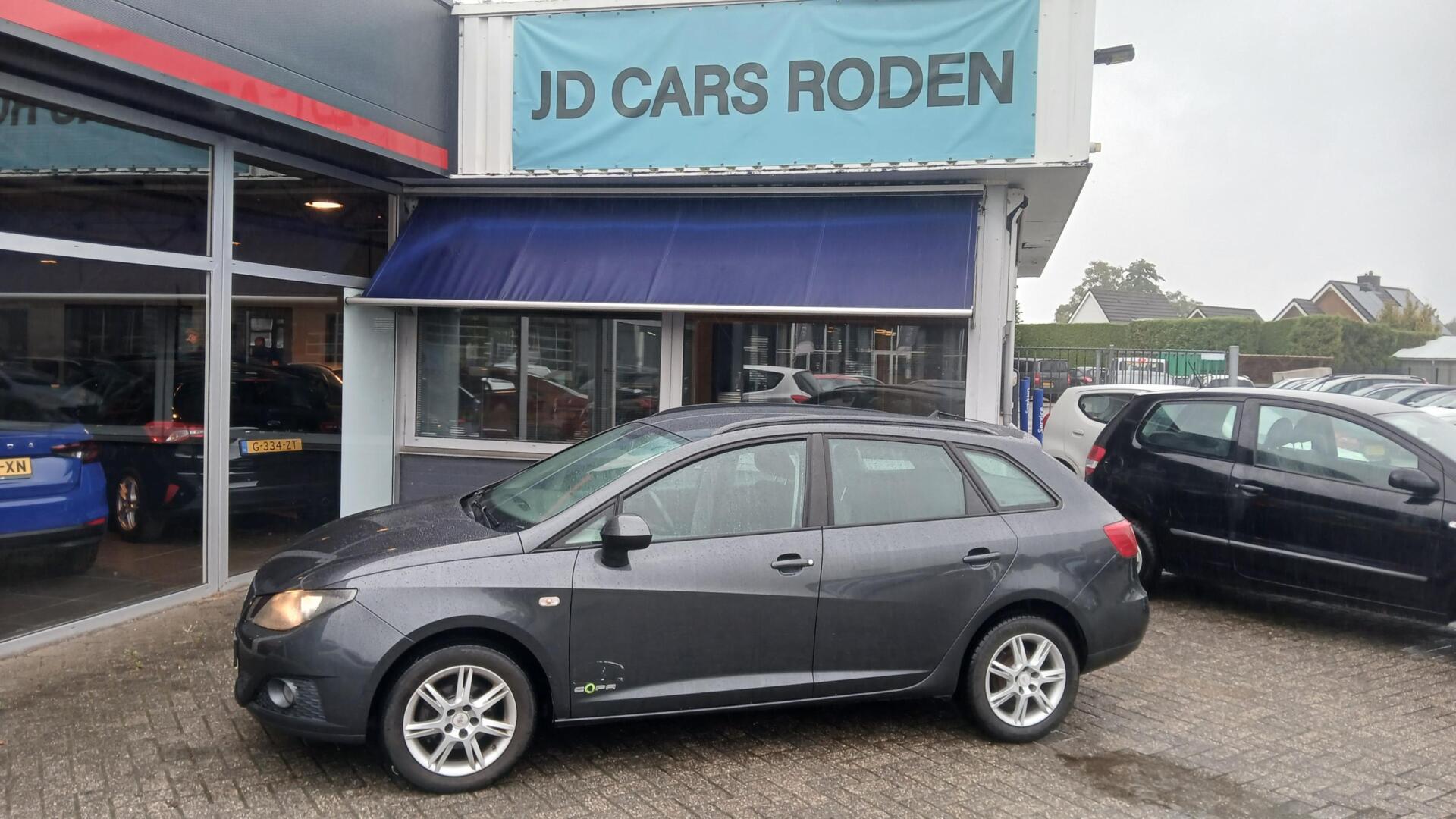 Seat Ibiza ST 1.2 TDI COPA Ecomotive! Netjes! Koopje! zuinig 2011 - voorkant