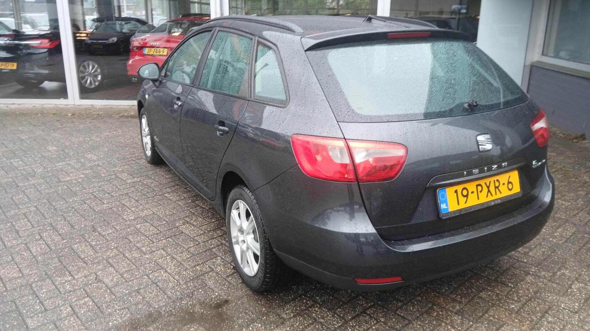Foto van Seat Ibiza ST