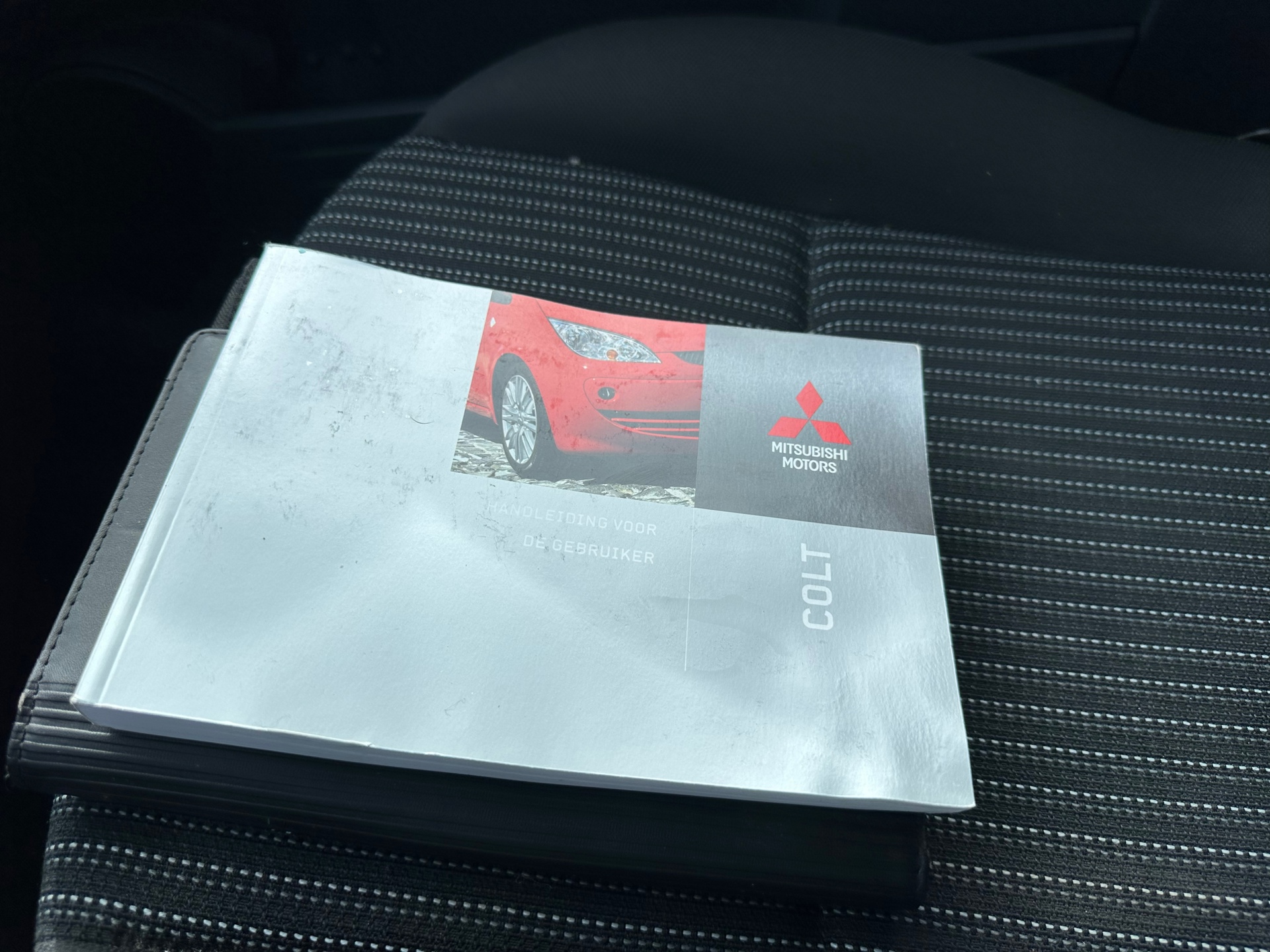 Foto van Mitsubishi Mitsubishi Colt