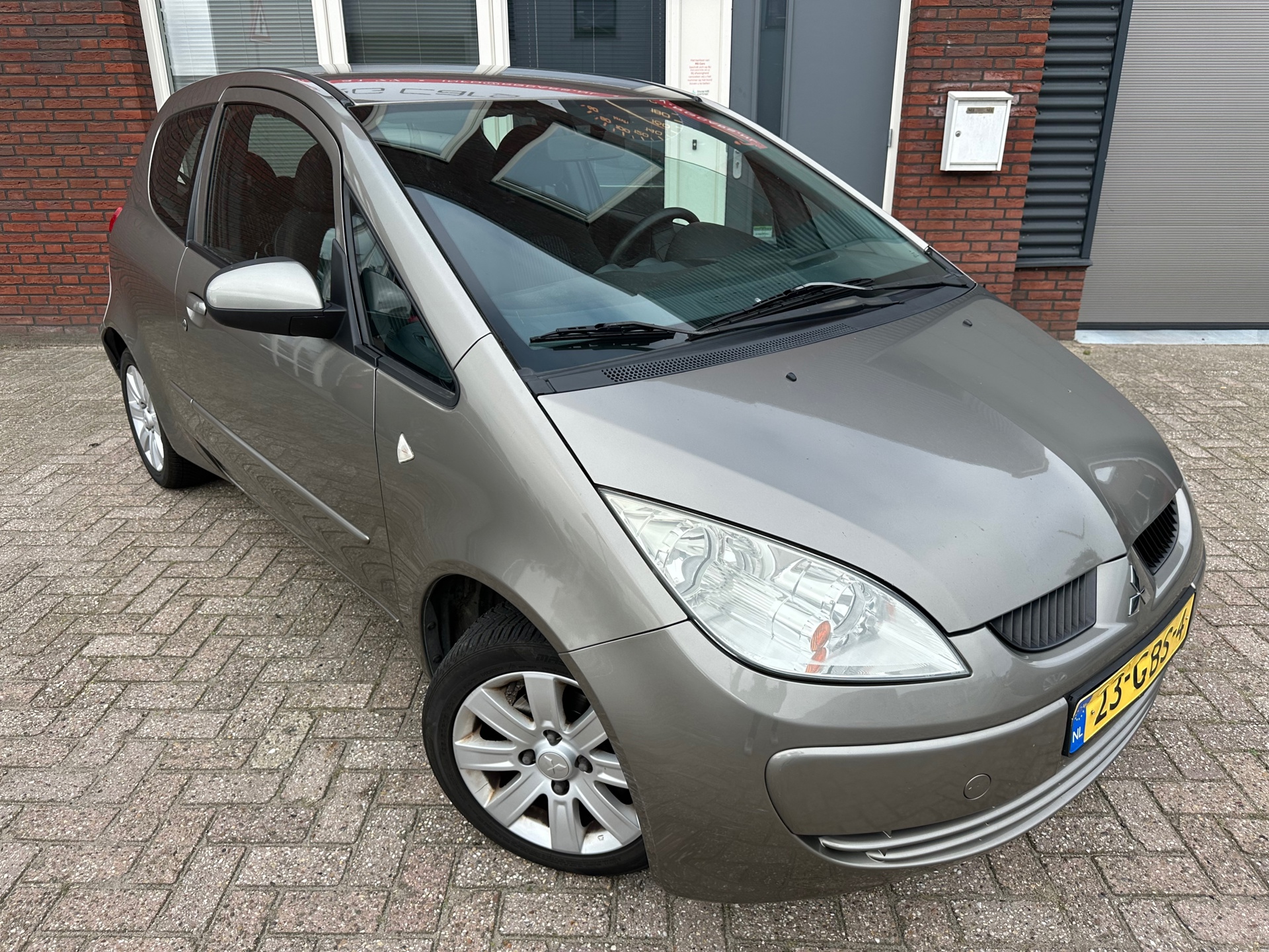 Foto van Mitsubishi Mitsubishi Colt