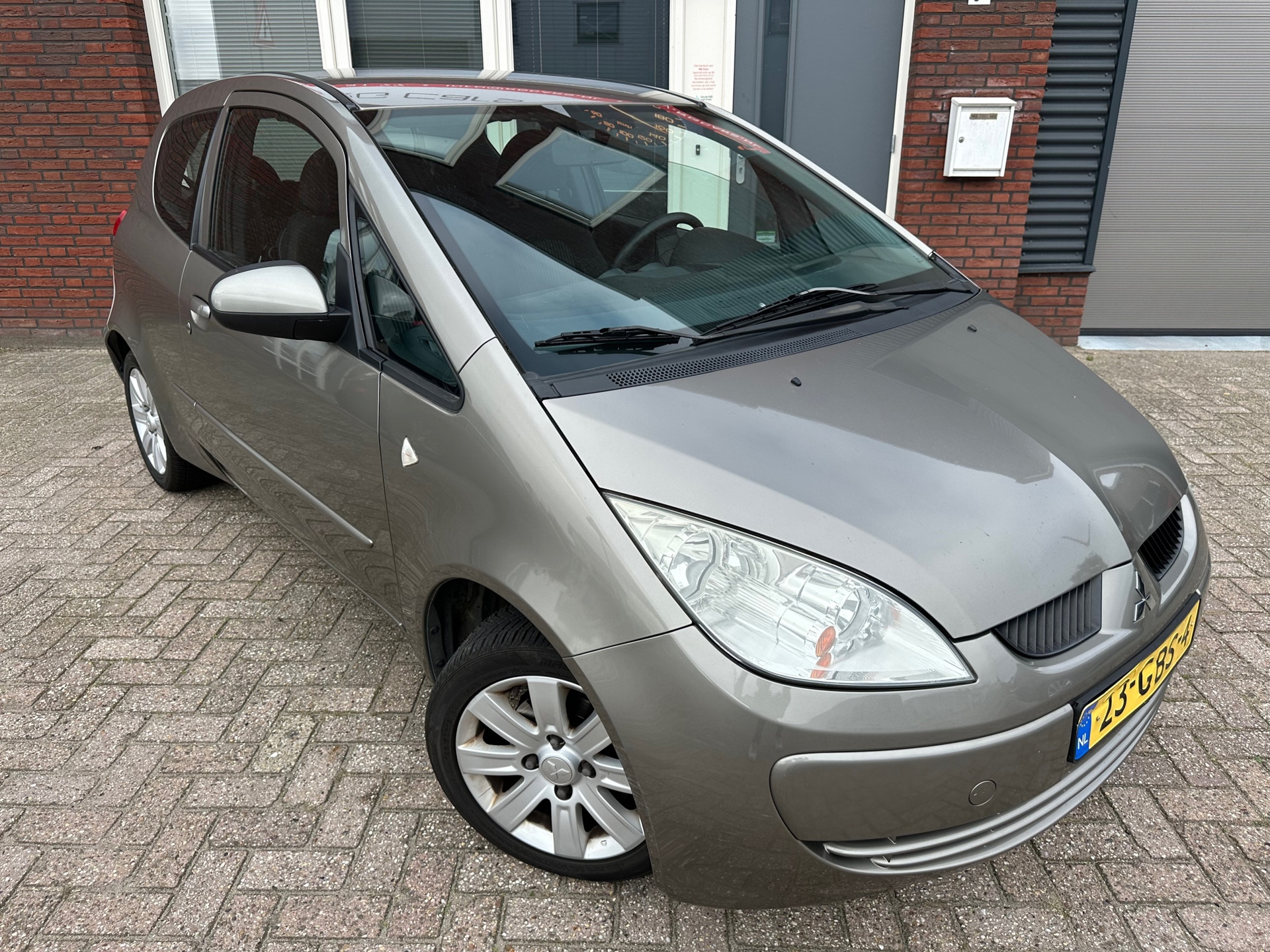 Foto van Mitsubishi Mitsubishi Colt