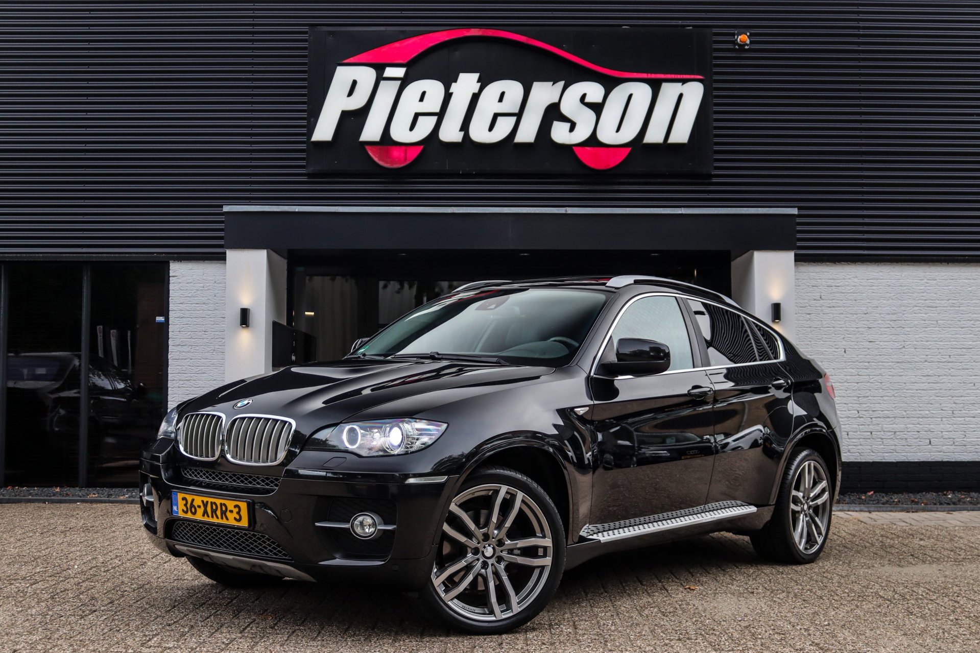 Foto van BMW X6 Xdrive40d