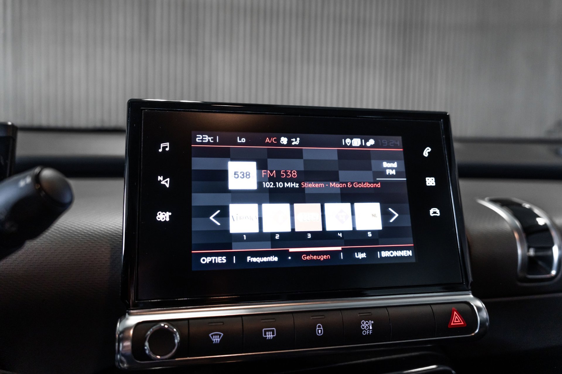 Foto van Citroen C4 Cactus