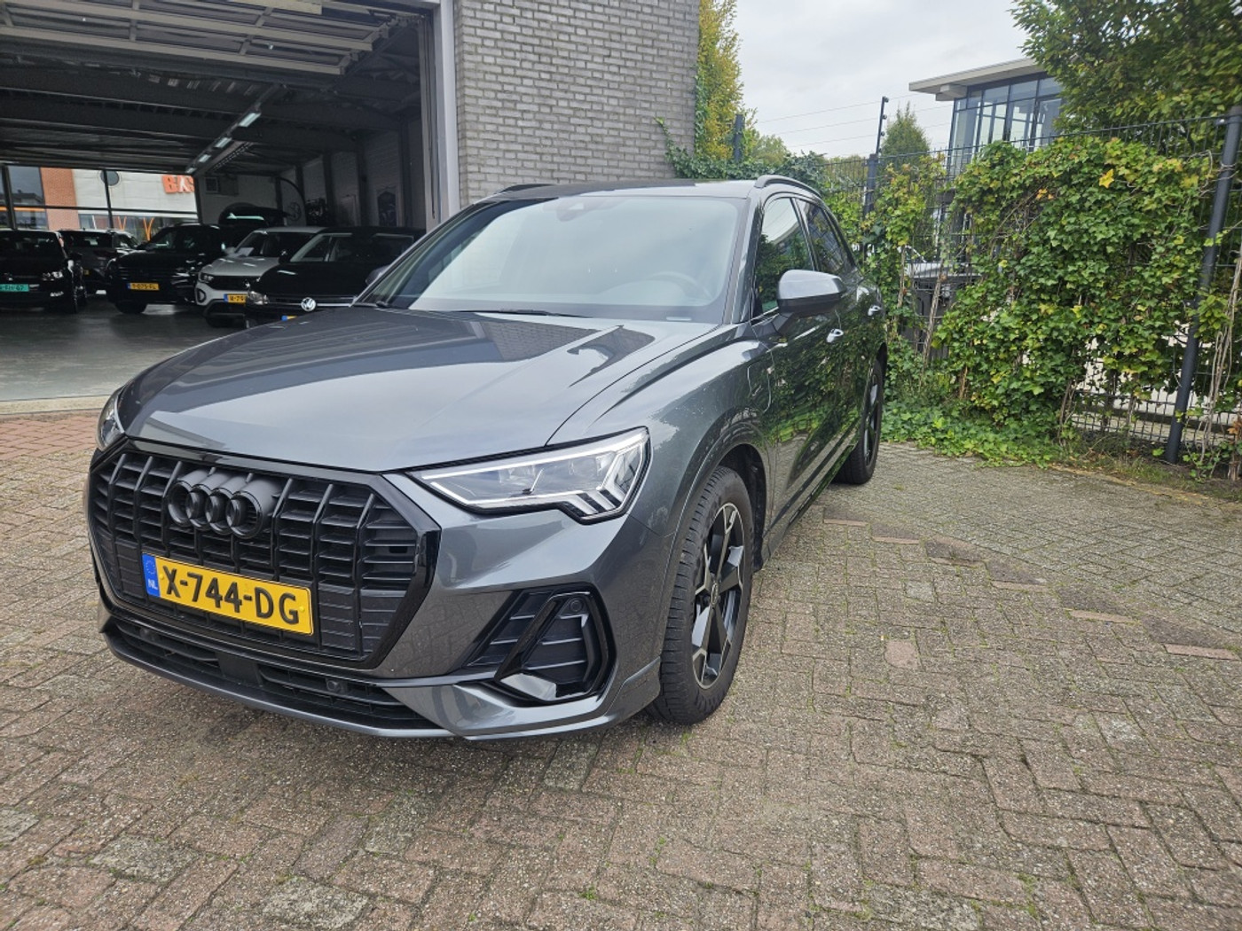 Foto van Audi Q3 E-tron