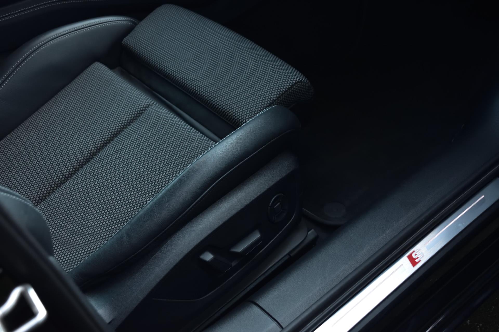 Foto van Audi A6 Limousine
