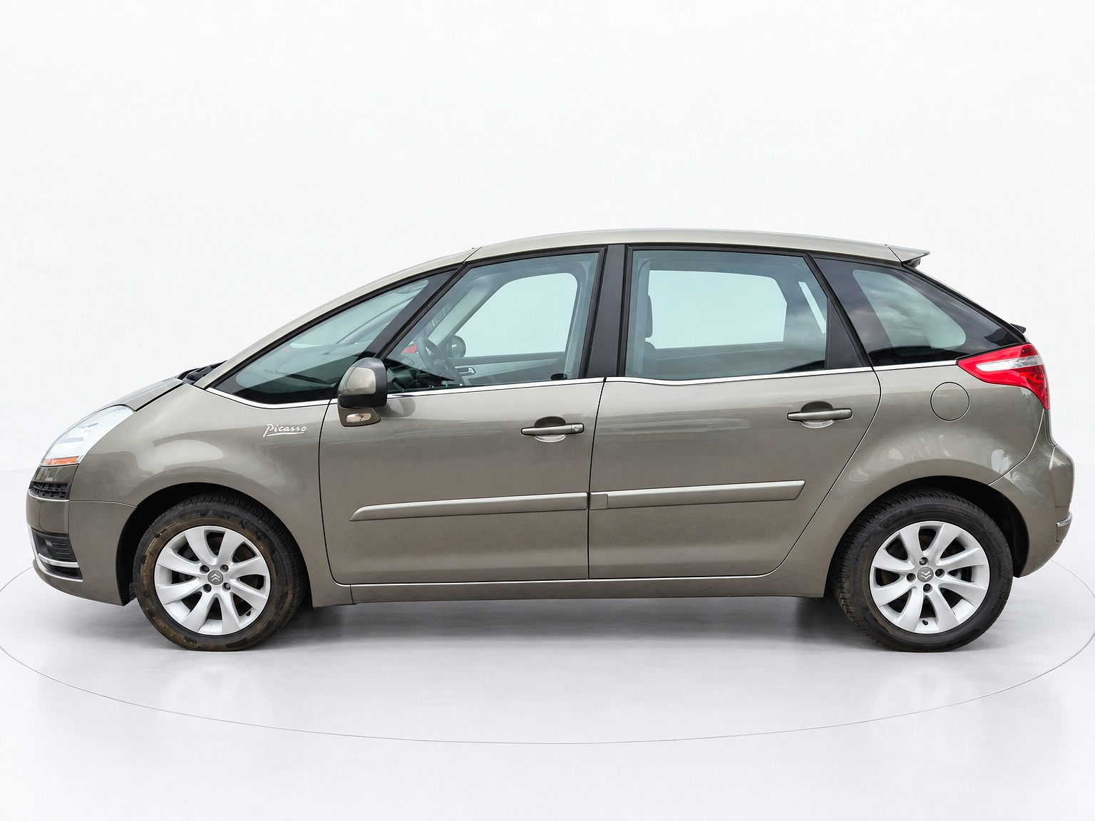 Citroen C4 Picasso 1.6 VTI 5-ZITS Ligne Business 2010 - voorkant