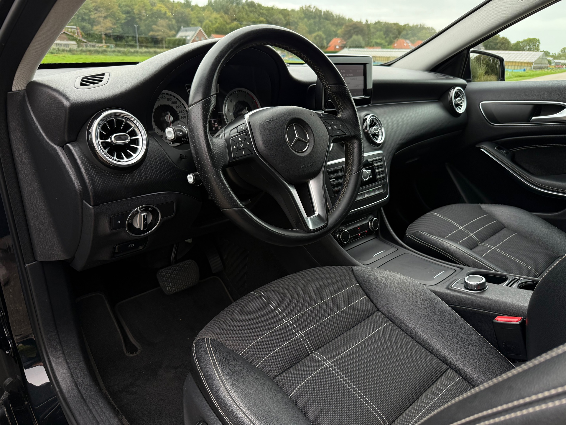 Foto van Mercedes-Benz A 180