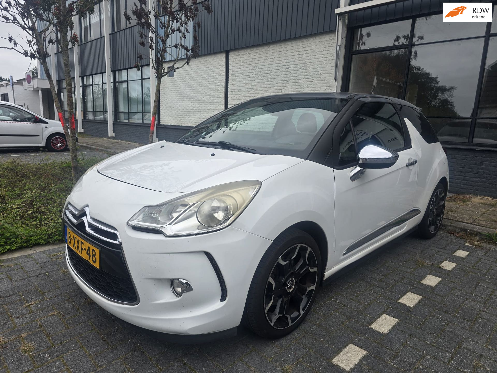 Citroen Ds3 1.6 THP Sport Chic 2010 - voorkant