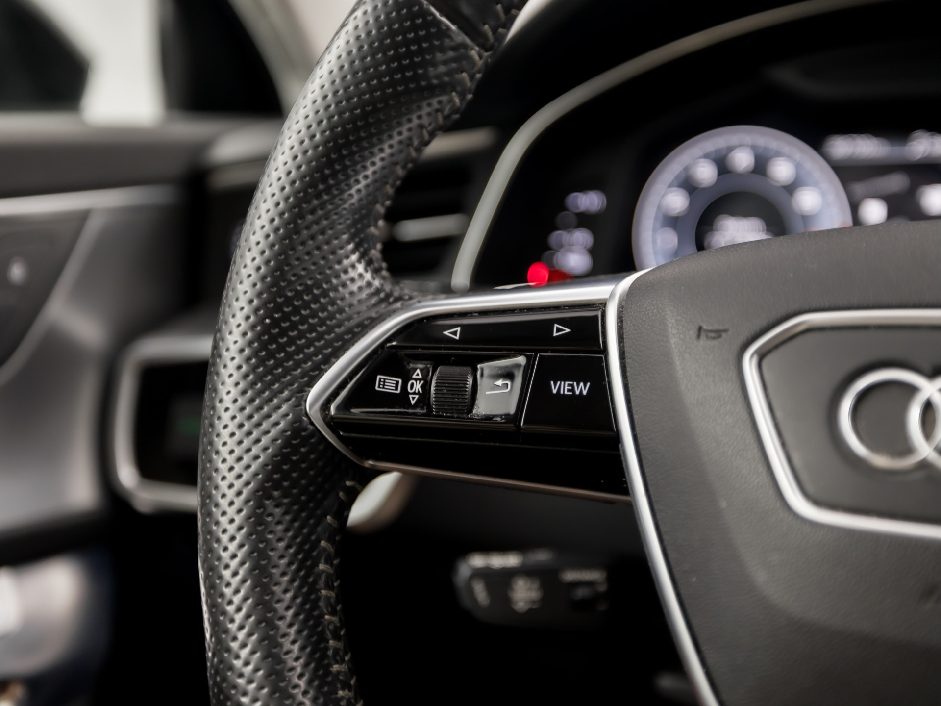 Foto van Audi A6 Avant 55 TFSI E