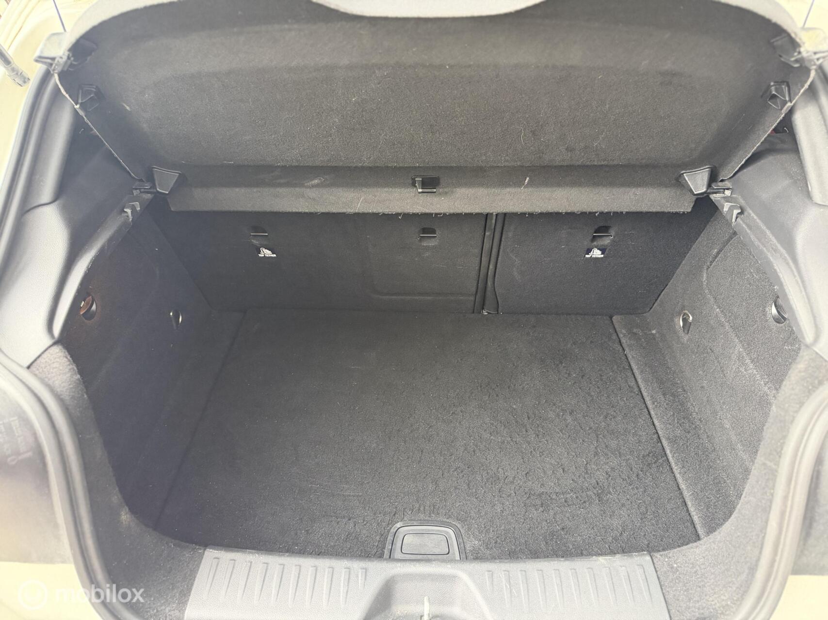 Foto van Mercedes-Benz A 250