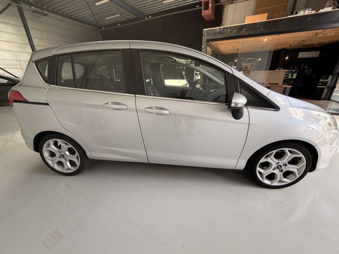 Foto van Ford B-max