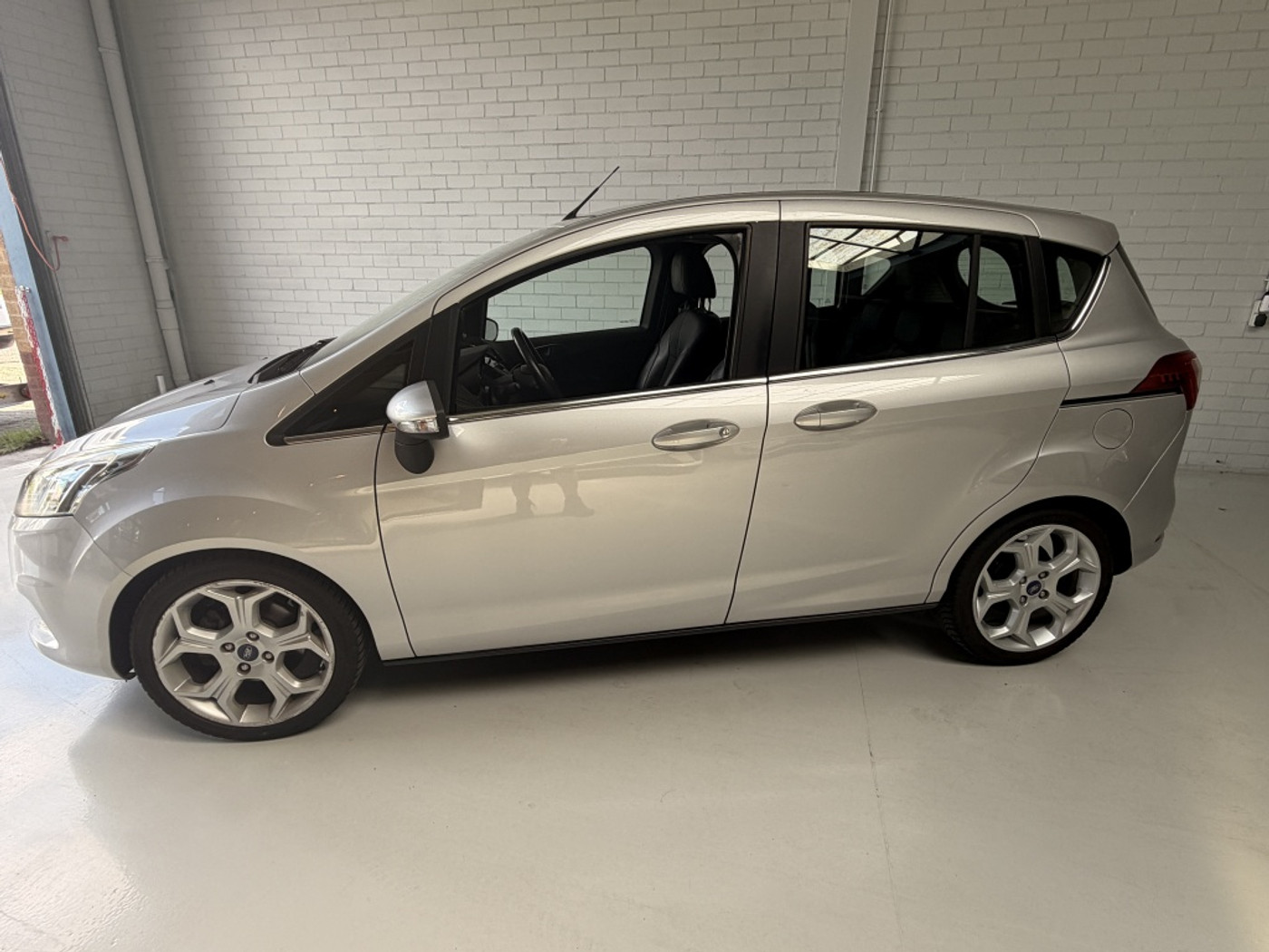 Foto van Ford B-max