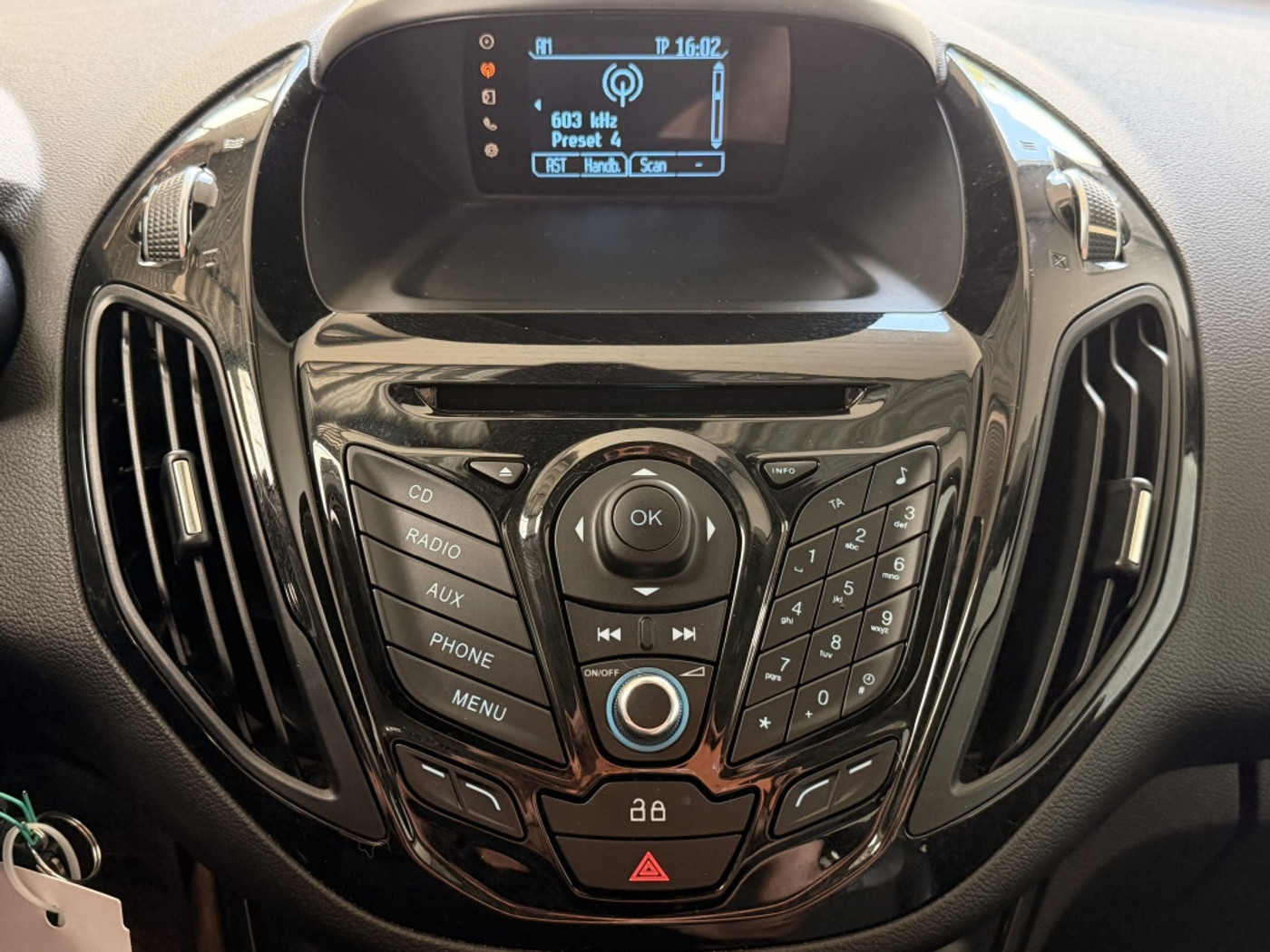 Foto van Ford B-max