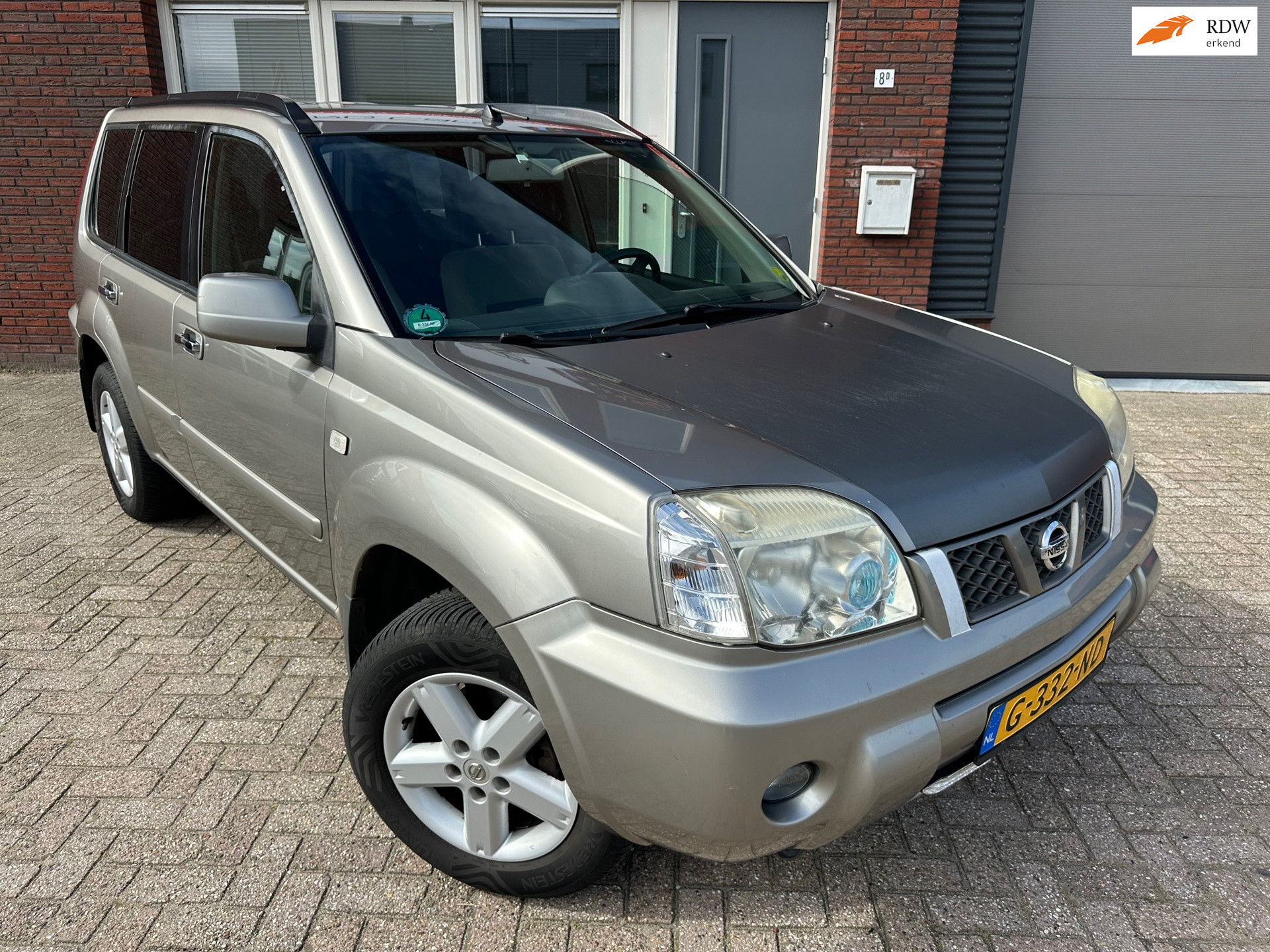 Nissan Nissan X-trail 2.0 Comfort 2wd / Airco / LM / Trekhaak 2006 - voorkant