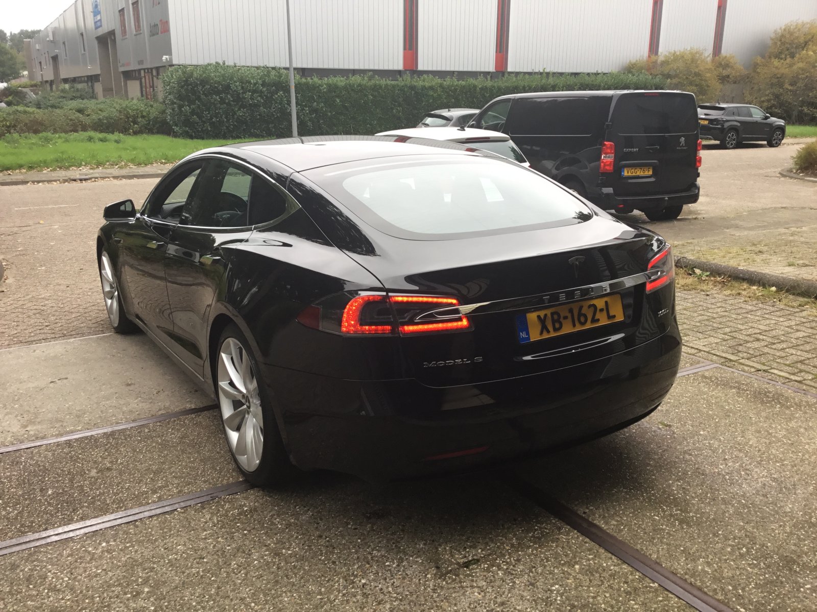 Inspectiefoto van Tesla Model S