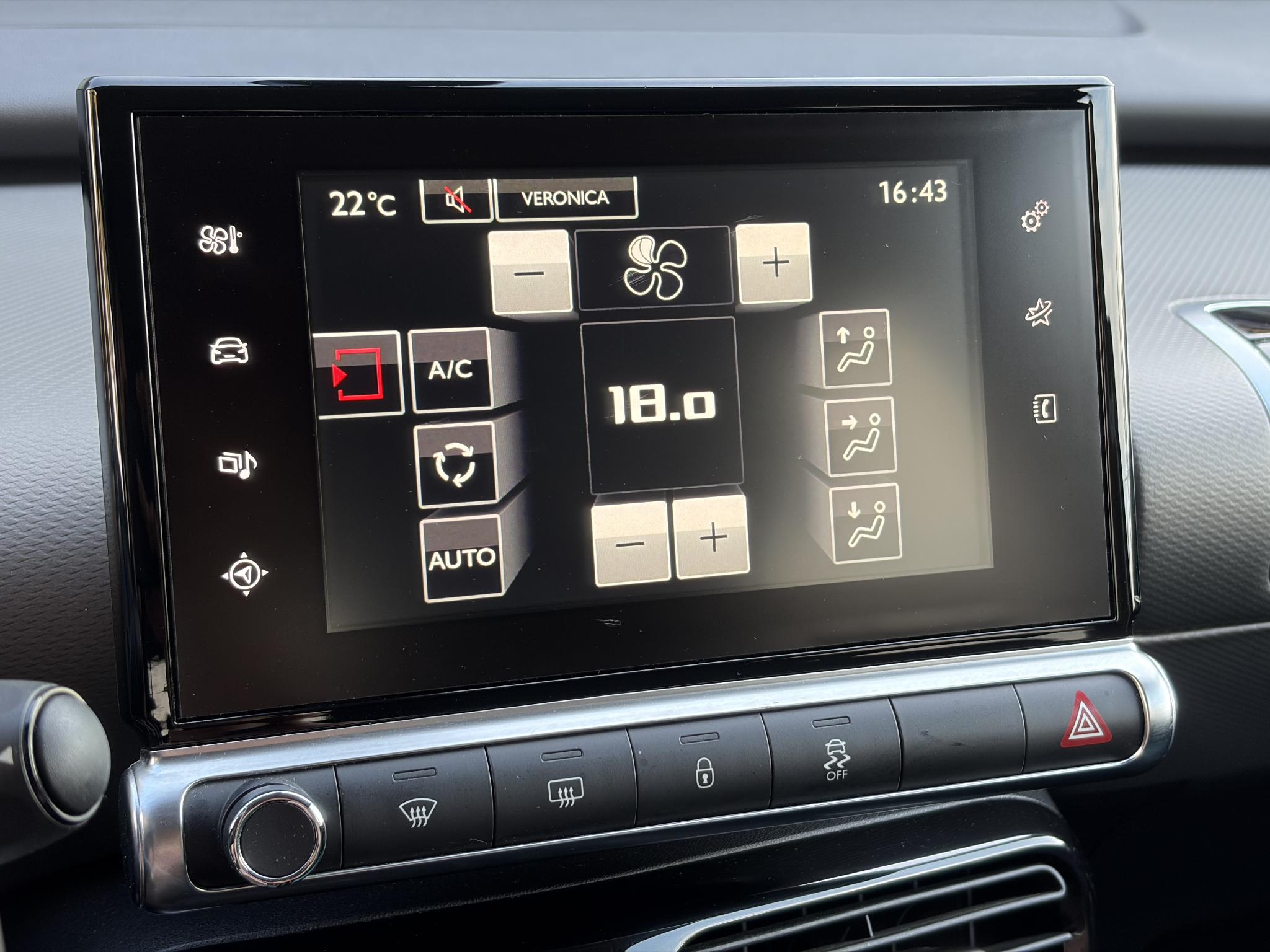 Foto van Citroen C4 Cactus
