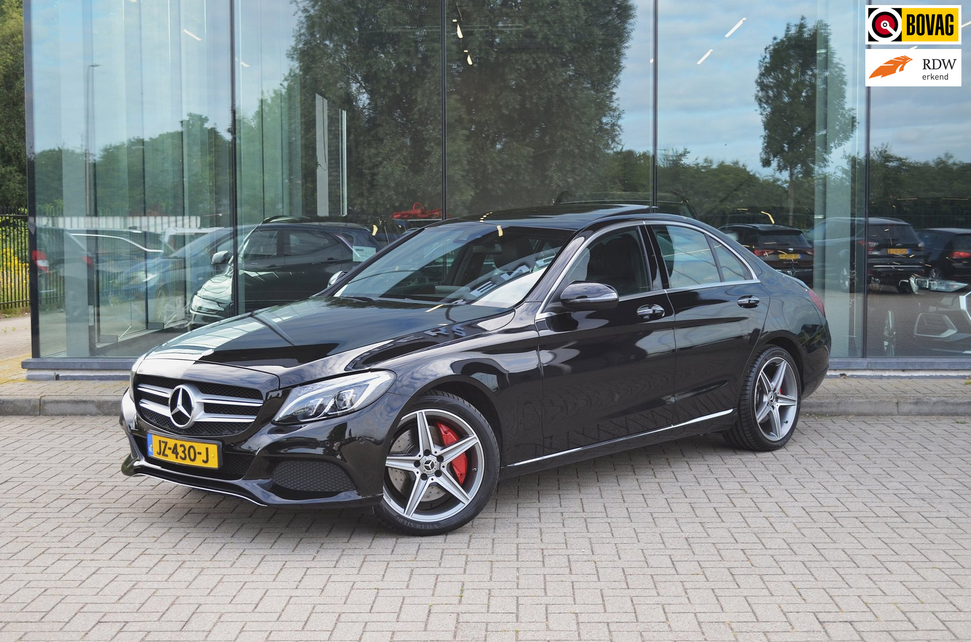 Mercedes-Benz C 350 E 350 e BURMESTER | AMG | Plug in | Cruise control | Schuif- / Kanteldak | Stoelverwarming 2015 - voorkant