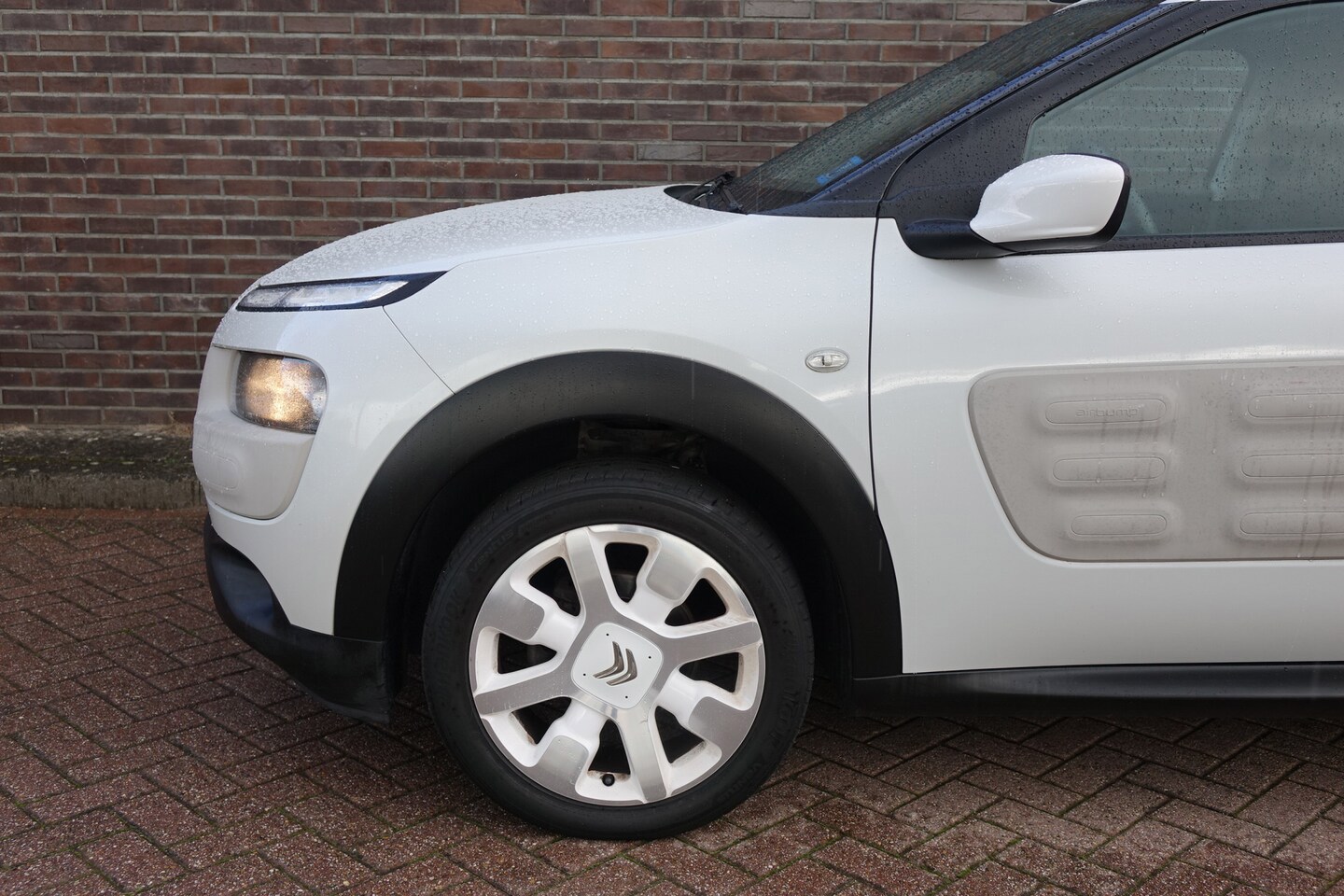 Foto van Citroen C4 Cactus