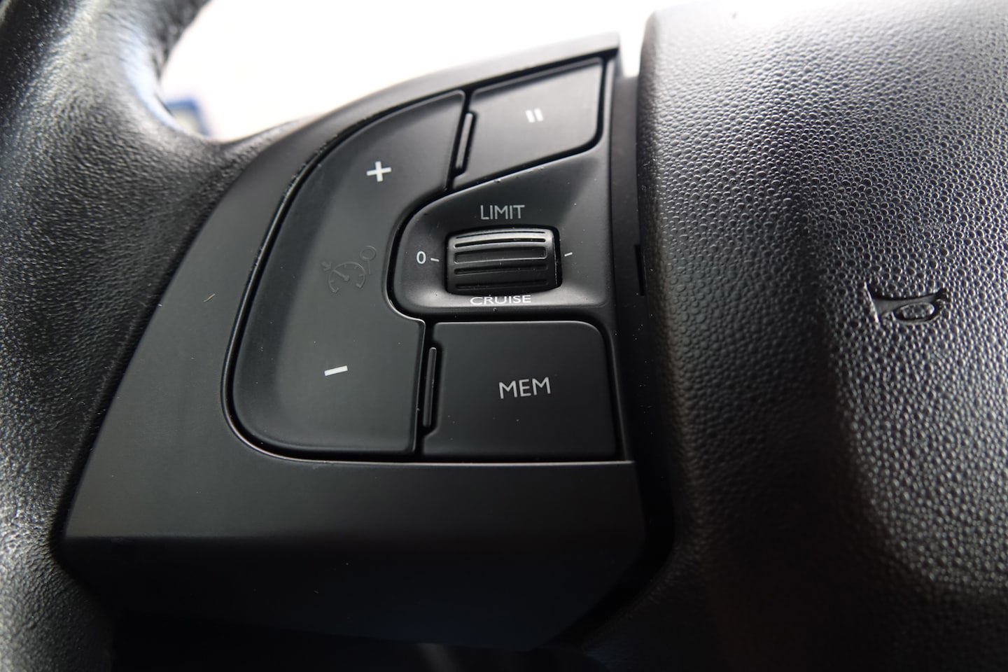 Foto van Citroen C4 Cactus