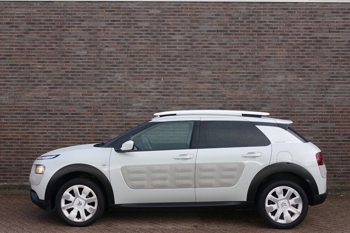 Foto van Citroen C4 Cactus