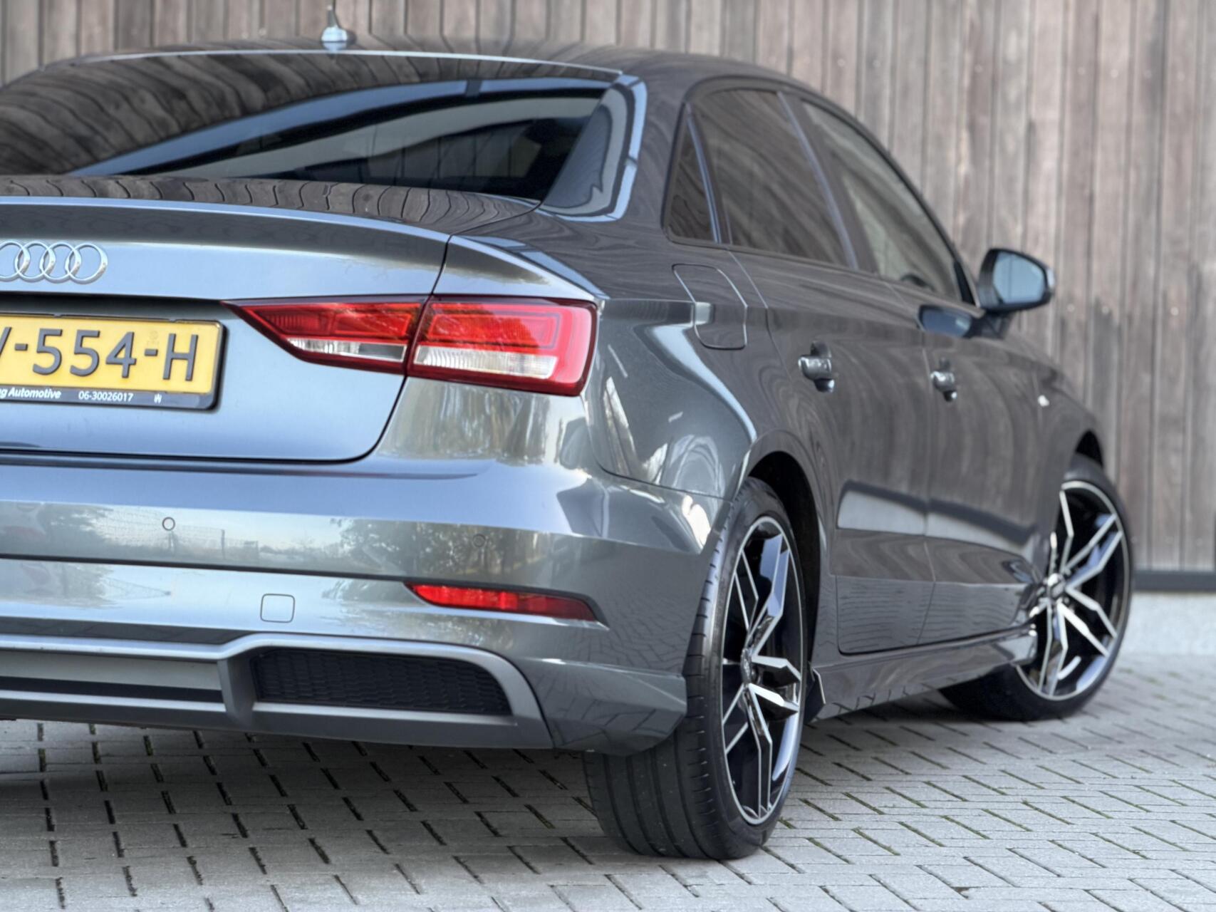 Foto van Audi A3 Limousine