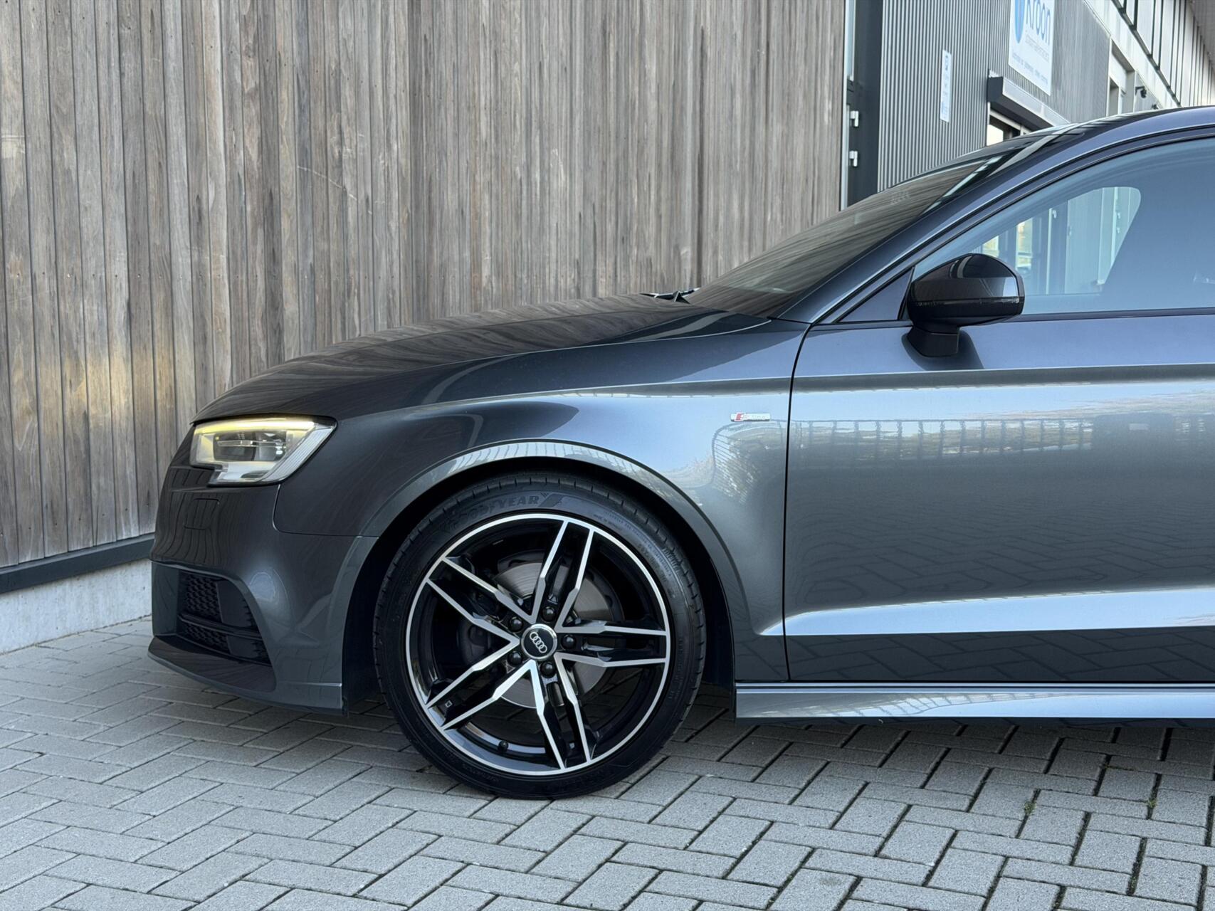 Foto van Audi A3 Limousine
