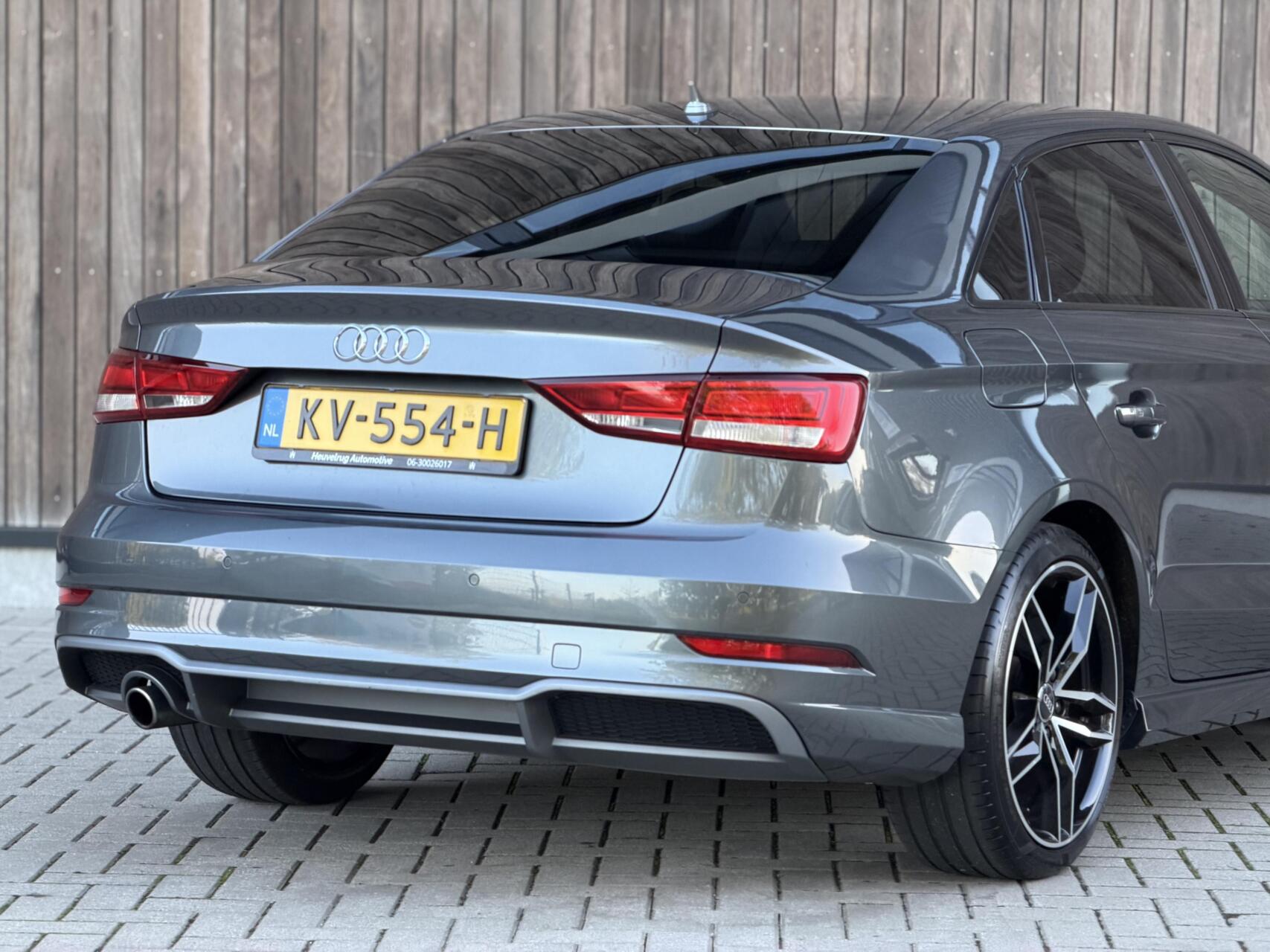 Foto van Audi A3 Limousine
