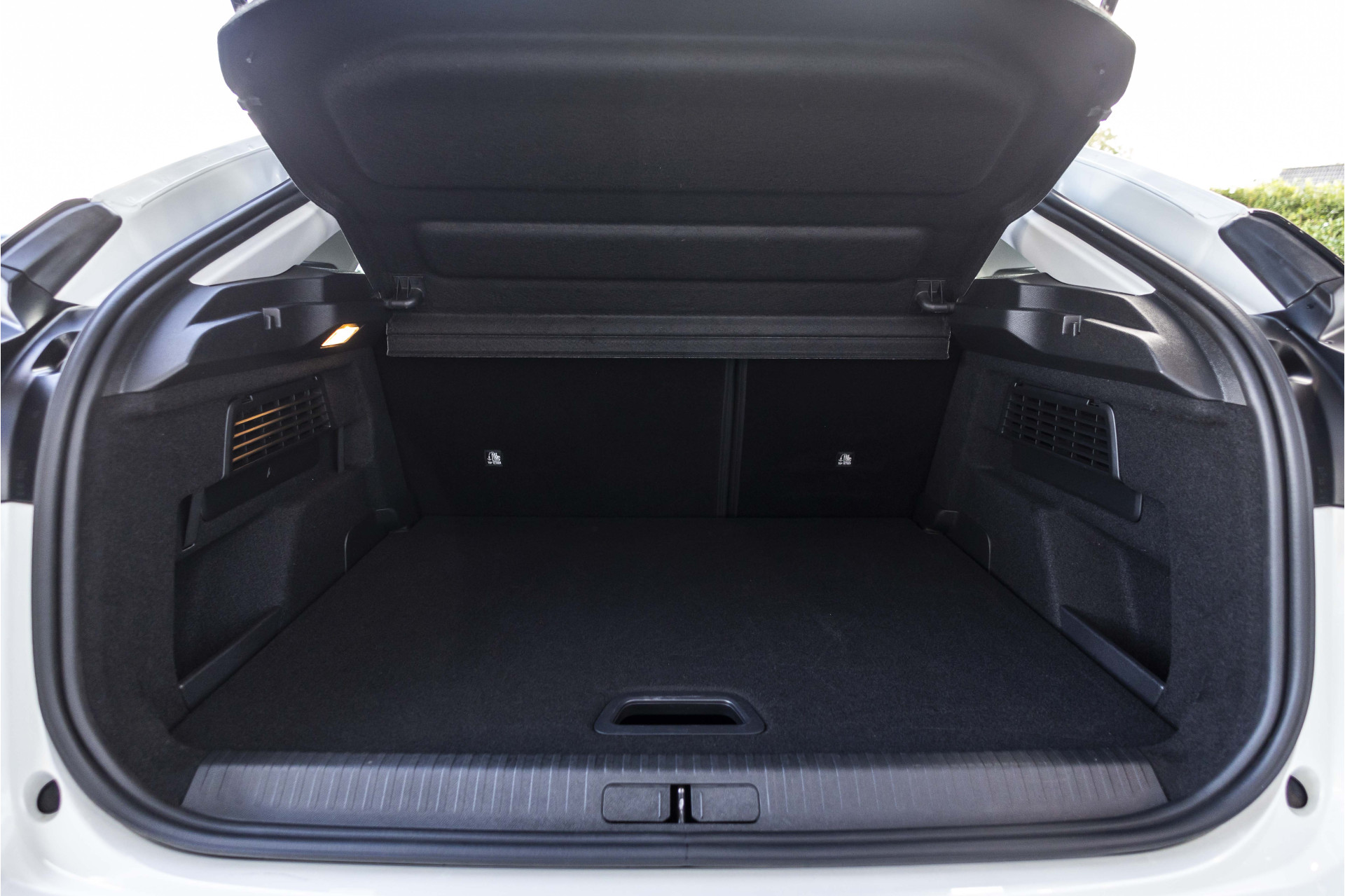 Foto van Citroen E-c4