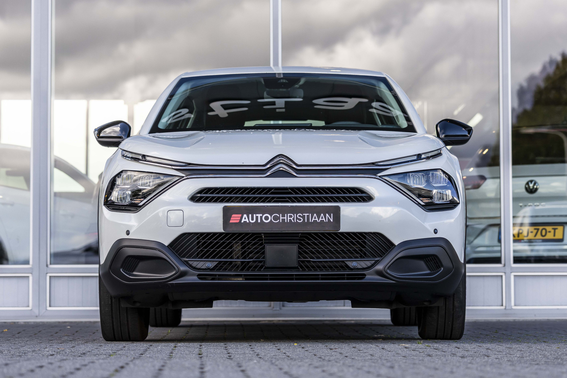 Foto van Citroen E-c4