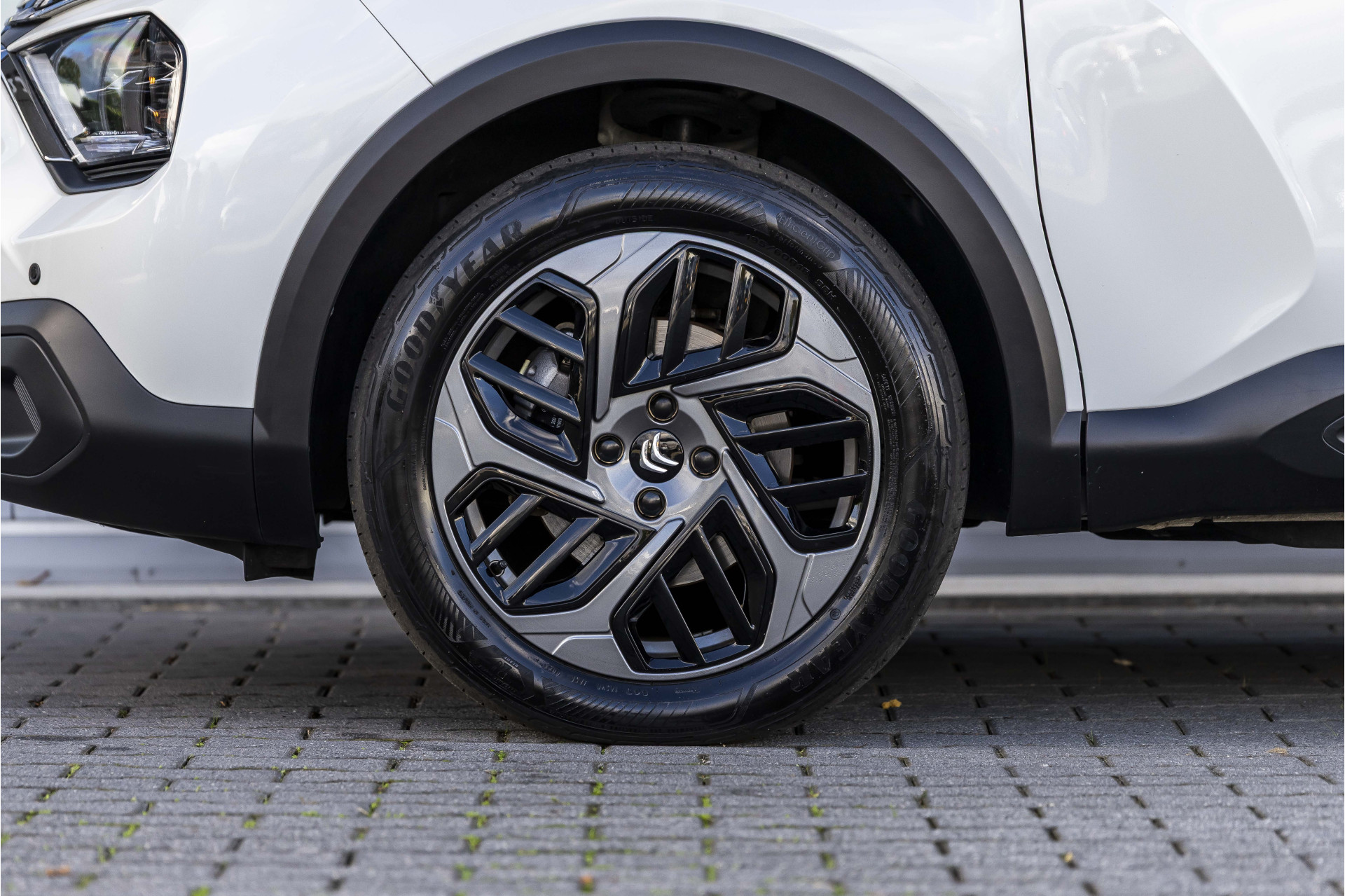 Foto van Citroen E-c4