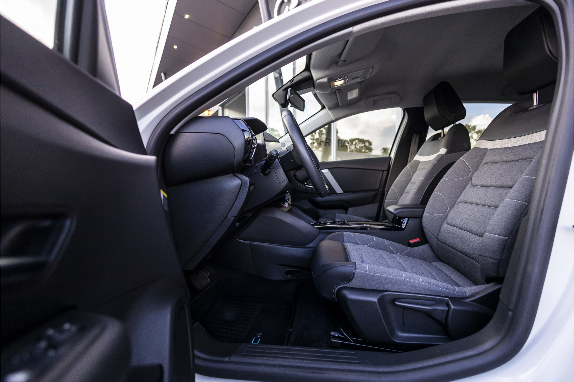 Foto van Citroen E-c4