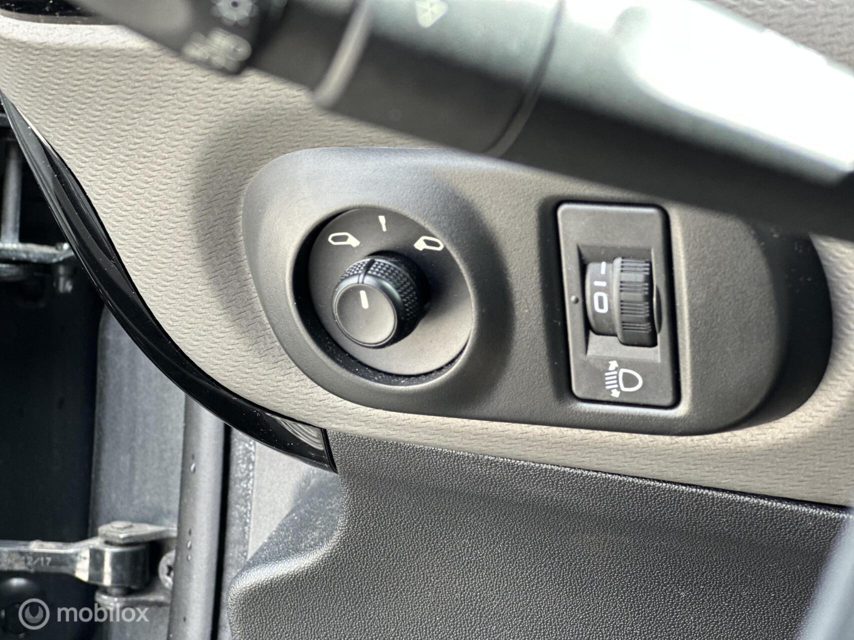 Foto van Citroen C4 Cactus