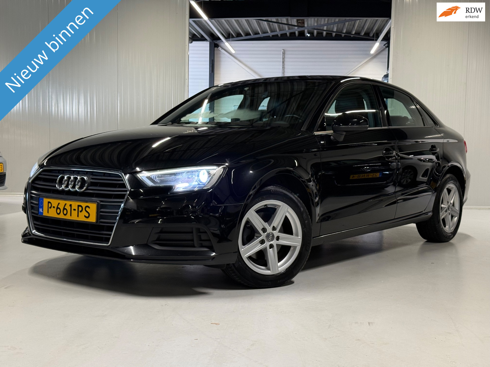 Audi A3 Limousine 1.0 TFSI Leer , Navigatie 2017 - voorkant