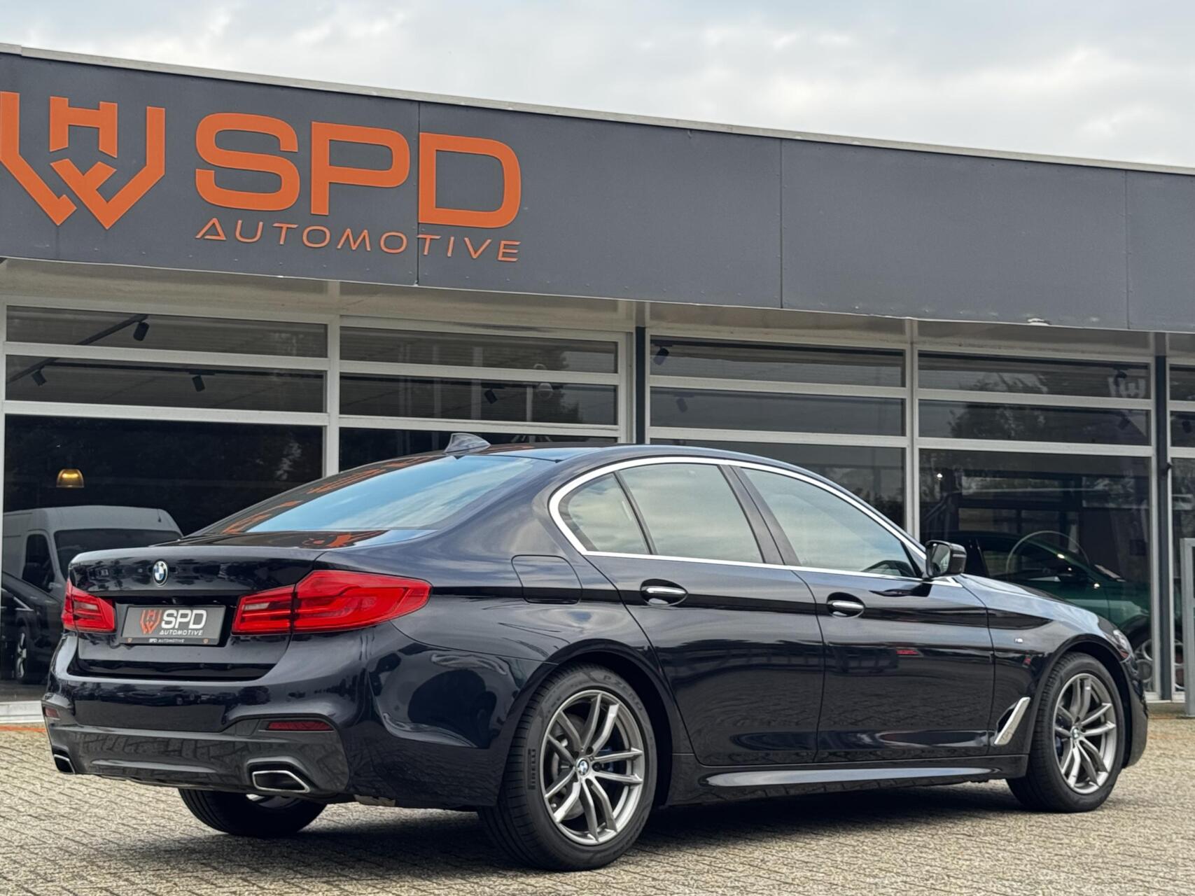 Foto van BMW 530i
