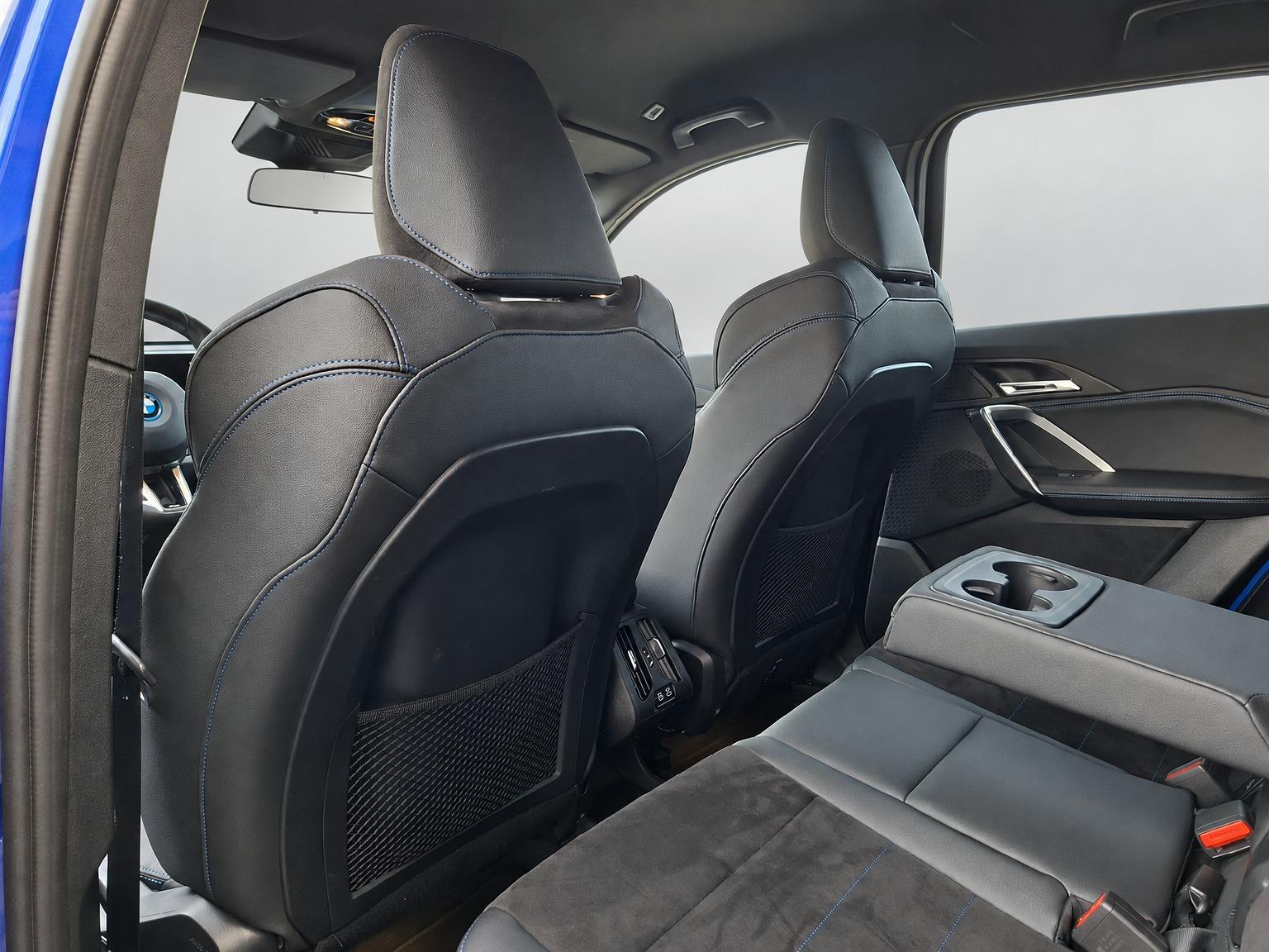 Foto van BMW Ix1 Xdrive30