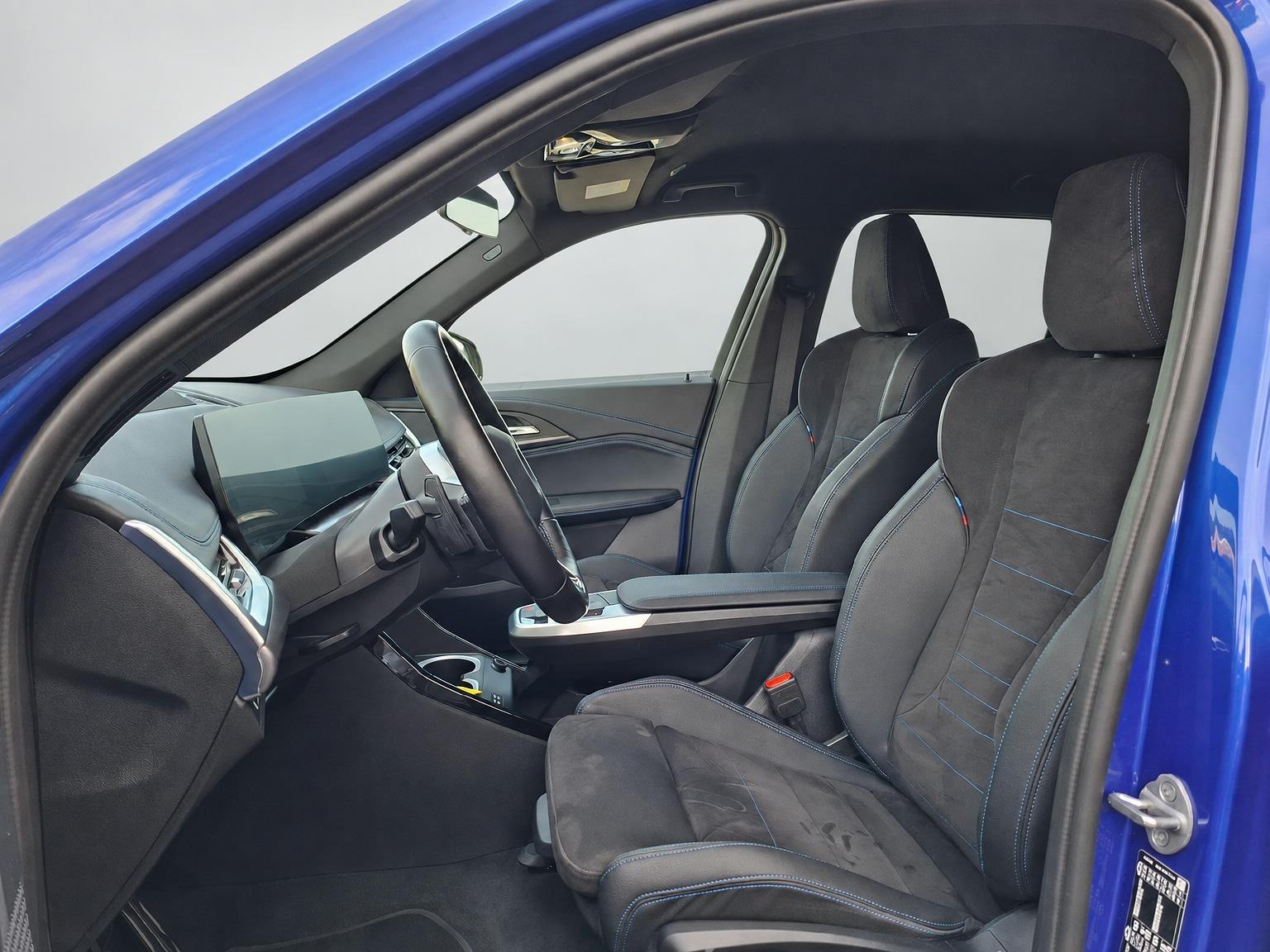 Foto van BMW Ix1 Xdrive30
