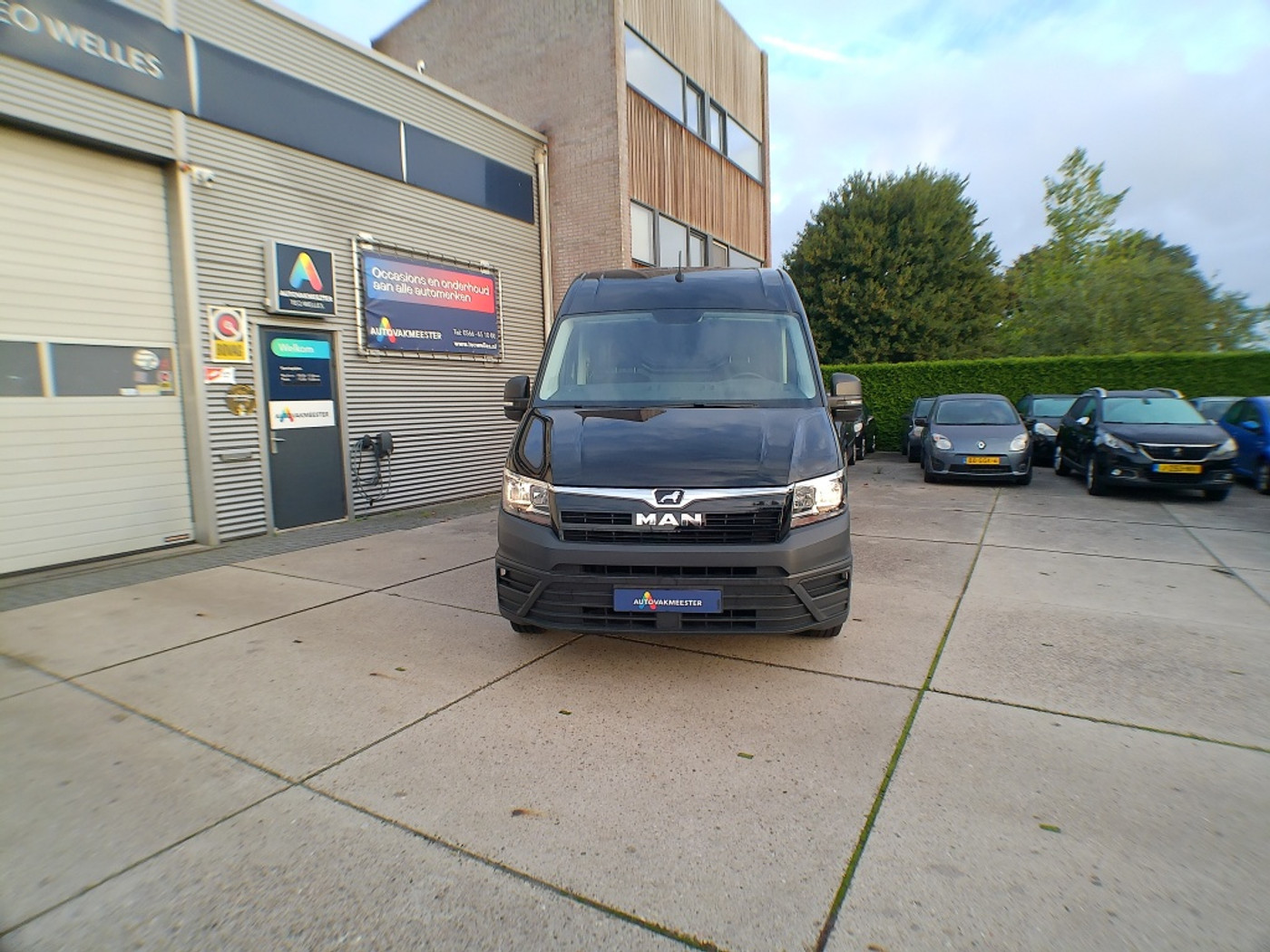 Foto van Man Tge