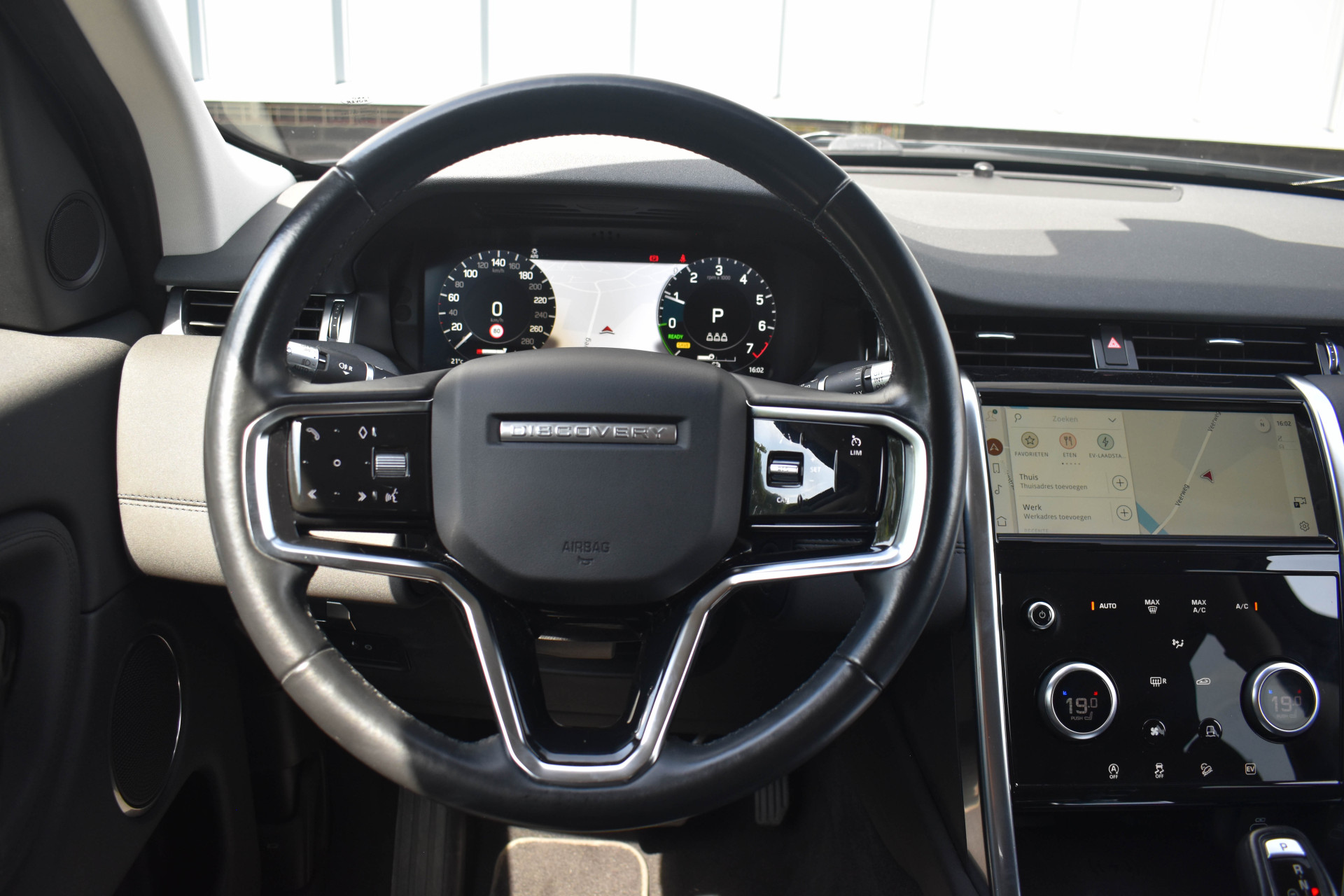 Foto van Land Rover Discovery Sport