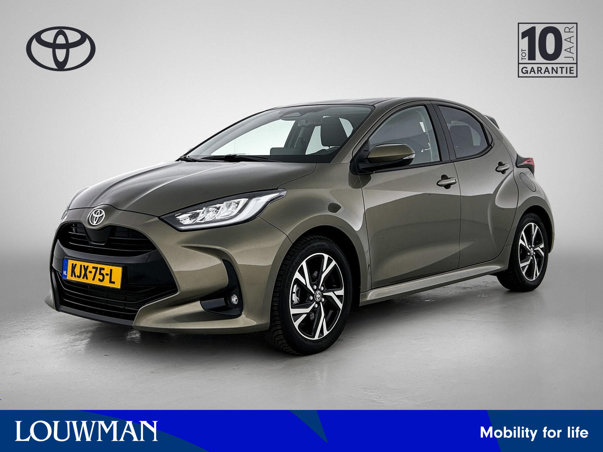 Toyota Toyota Yaris 1.5 Hybrid 115 First Edition + 2024 - voorkant