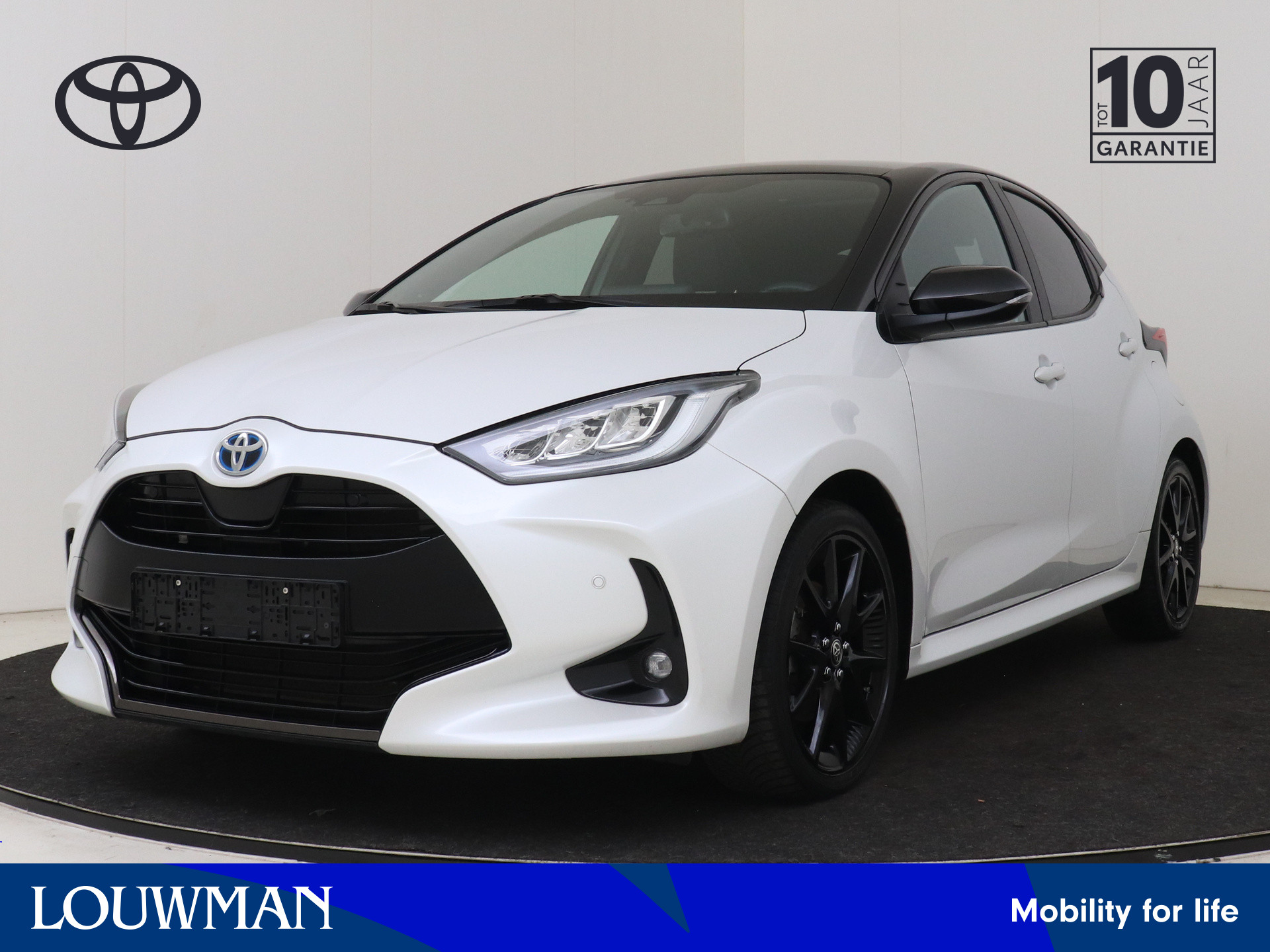 Toyota Toyota Yaris 1.5 Hybrid Executive + 2022 - voorkant