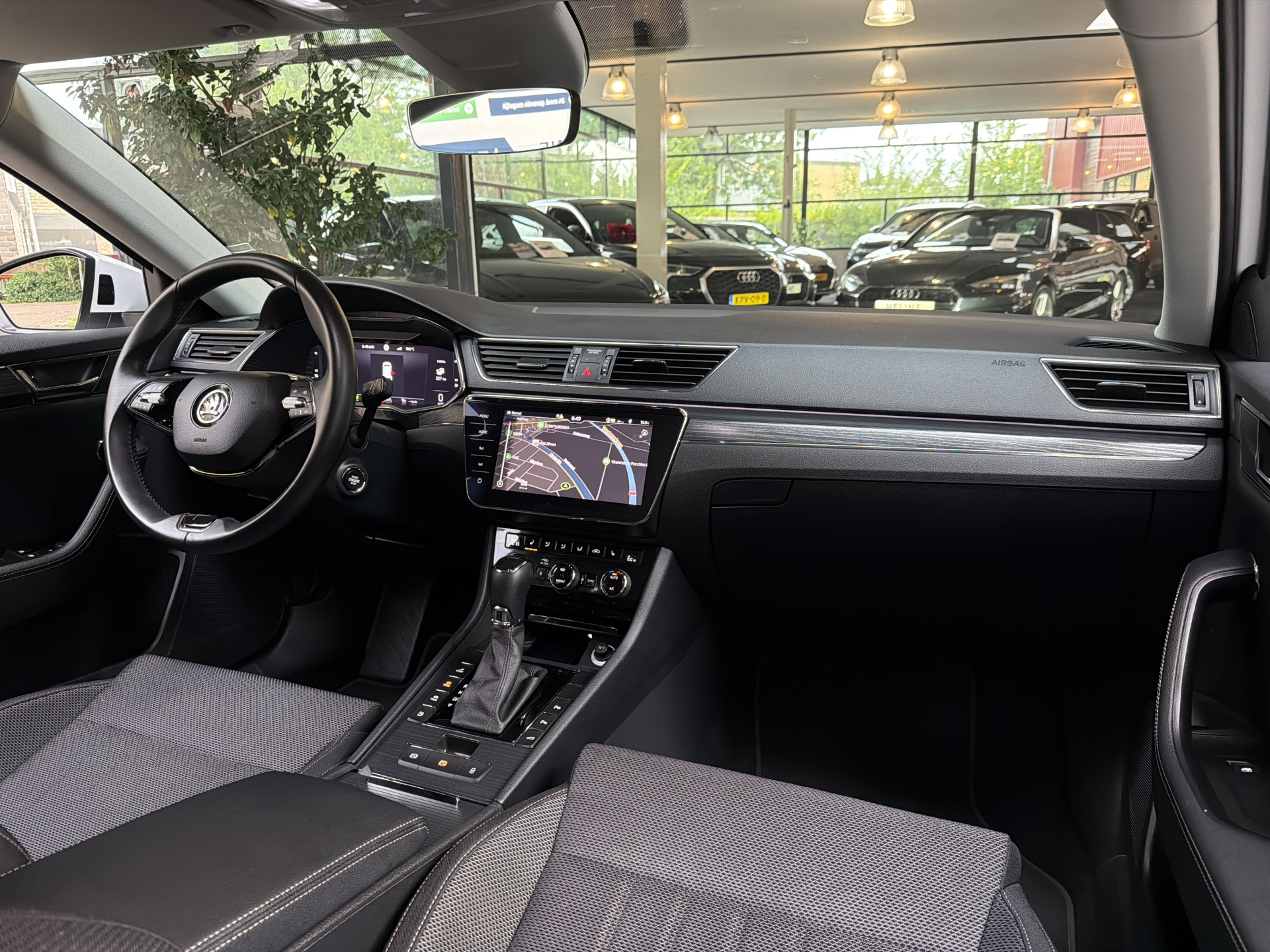 Foto van Škoda Superb Combi