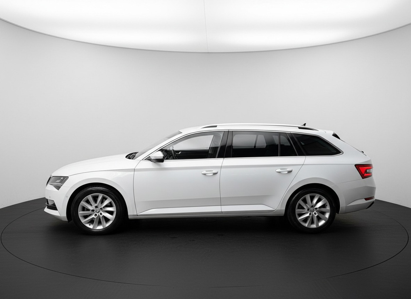 Foto van Škoda Superb Combi