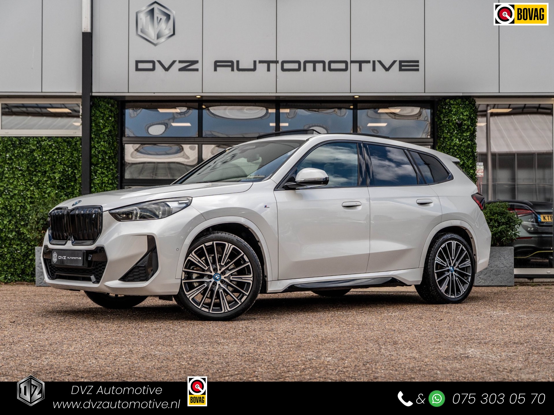 BMW Ix1 XDrive30 67 kWh M-Sport | SOH 97% | WLTP 468KM | Innovation | Pano | Drive Ass. Pro | BTW 2023 - voorkant