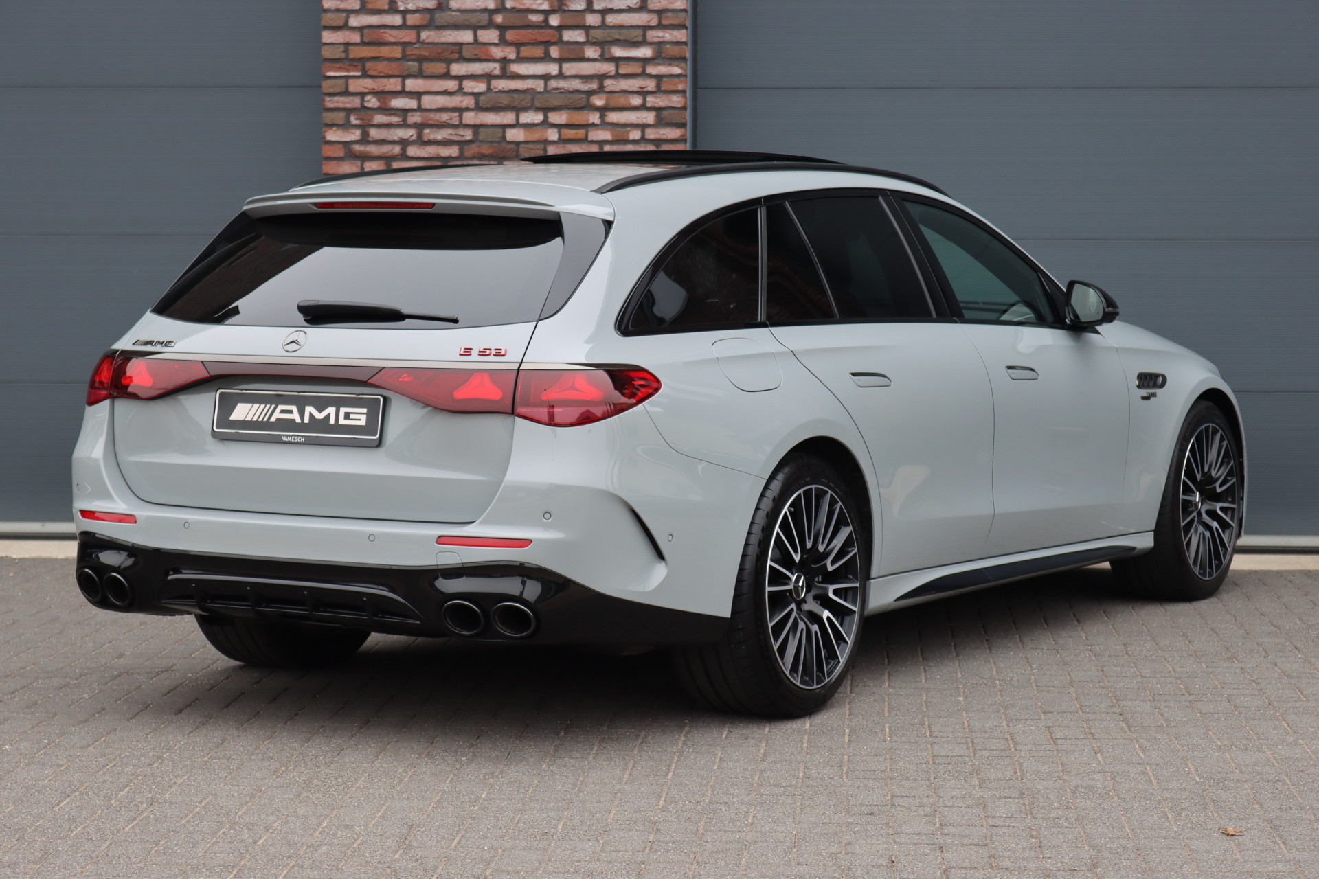 Foto van Mercedes-Benz E-klasse Estate