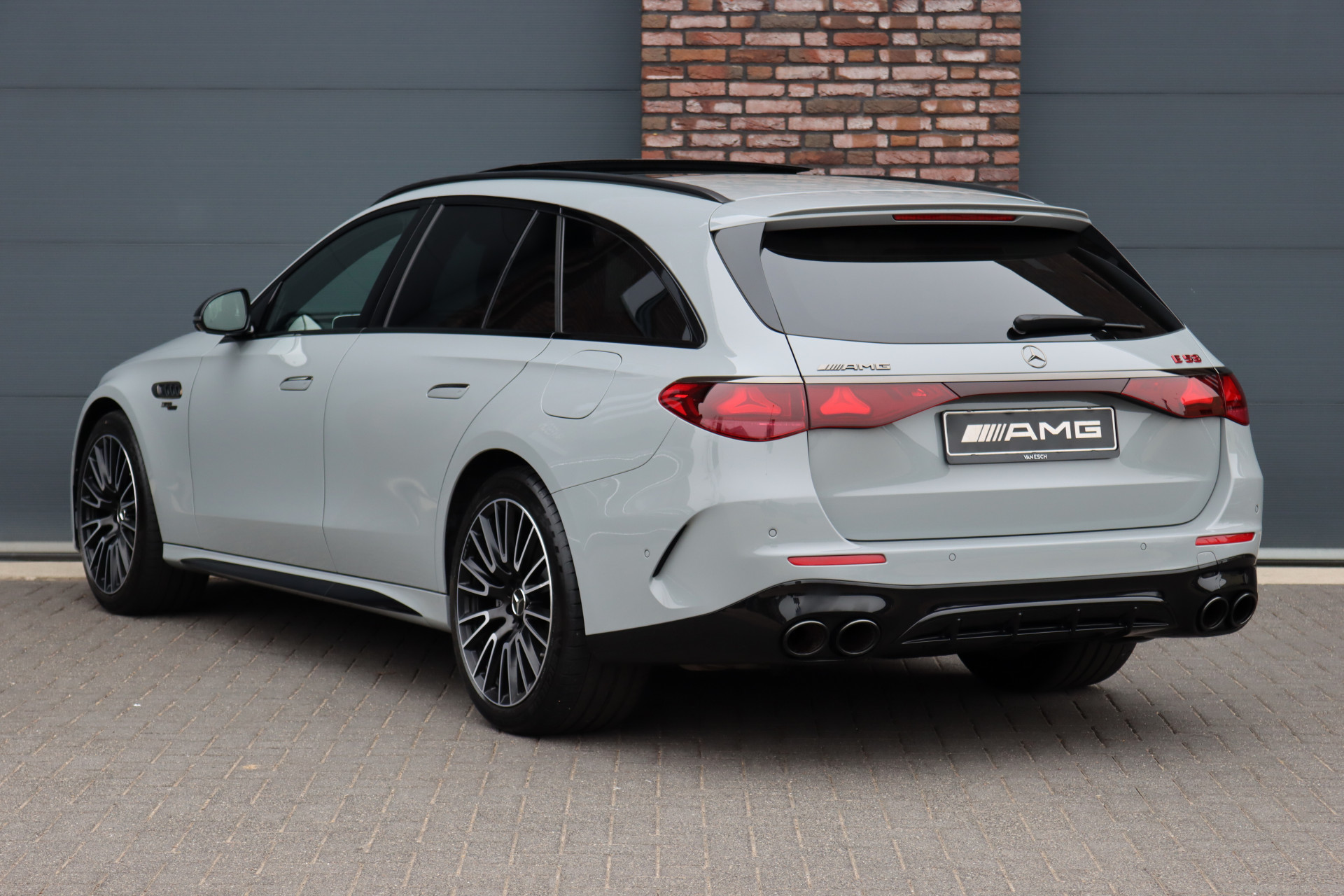 Foto van Mercedes-Benz E-klasse Estate